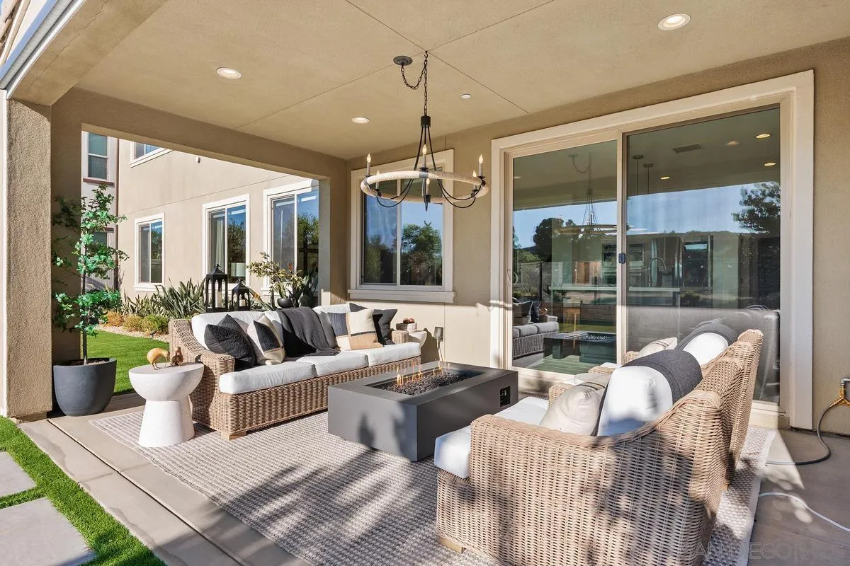 https://cdn.realtyfeed.com/cdn/127/260007987/012bd8b9c071029a01a3945409133f94.webp
