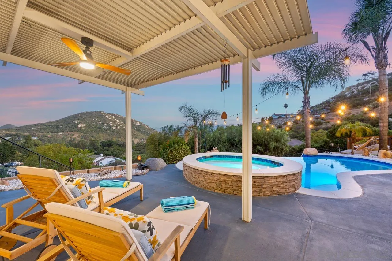 https://cdn.realtyfeed.com/cdn/127/260007989/27c3b1f0ebc86415ef1c50b5764eaef7.webp