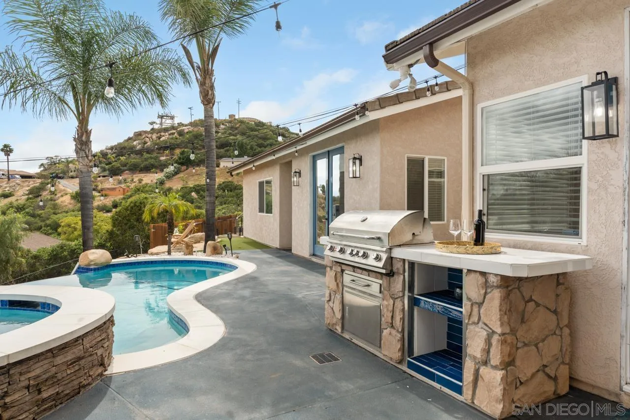 https://cdn.realtyfeed.com/cdn/127/260007989/6691f41de0f8ebe4250e3b3f8a0264f9.webp