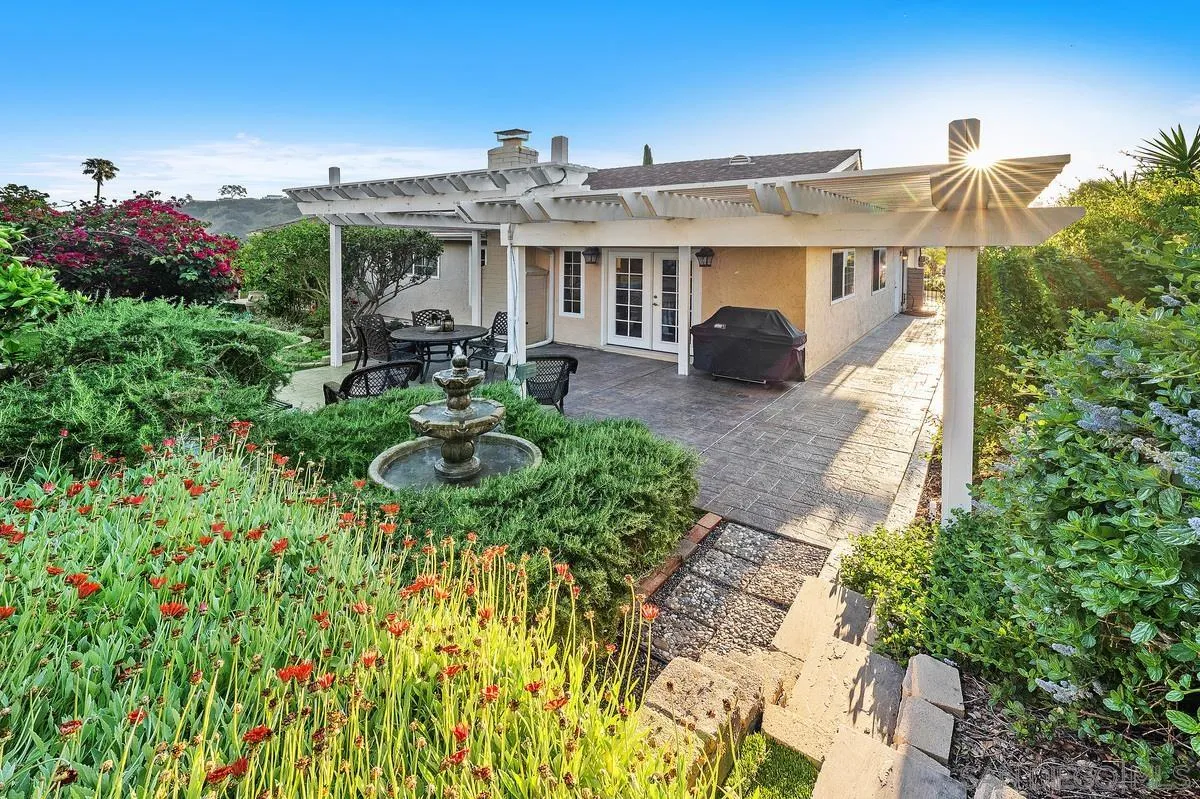 https://cdn.realtyfeed.com/cdn/127/260007990/852b19fb66df267d94307e0d09073462.webp