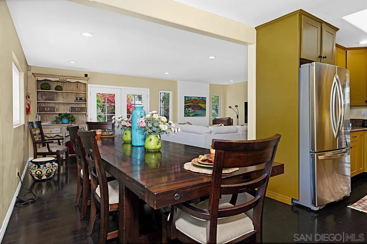 https://cdn.realtyfeed.com/cdn/127/260007990/af405905b4c3538a4e69bed950c64320.webp