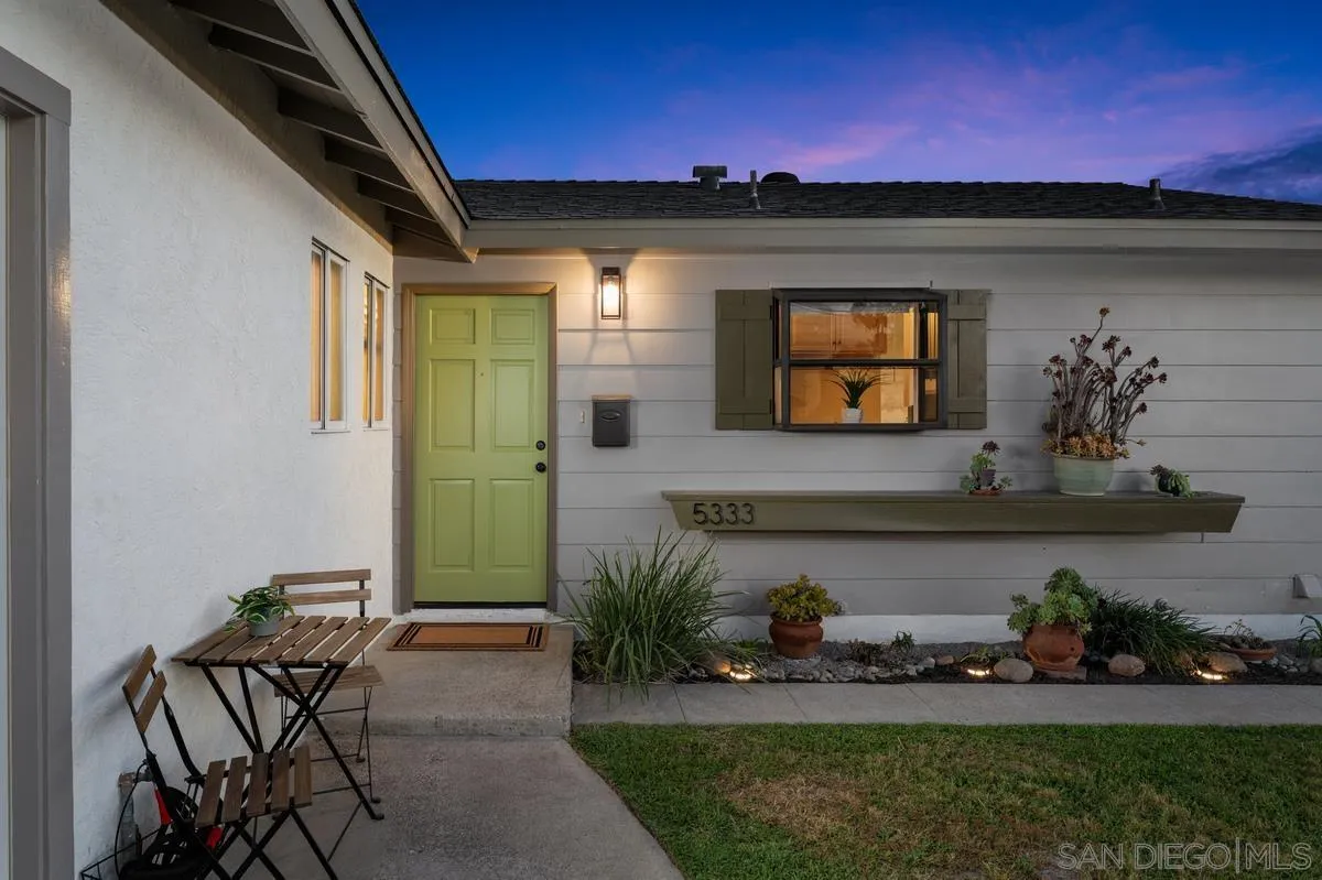 https://cdn.realtyfeed.com/cdn/127/260007991/7198f5275c9104eed2904cf72c4a9b35.webp