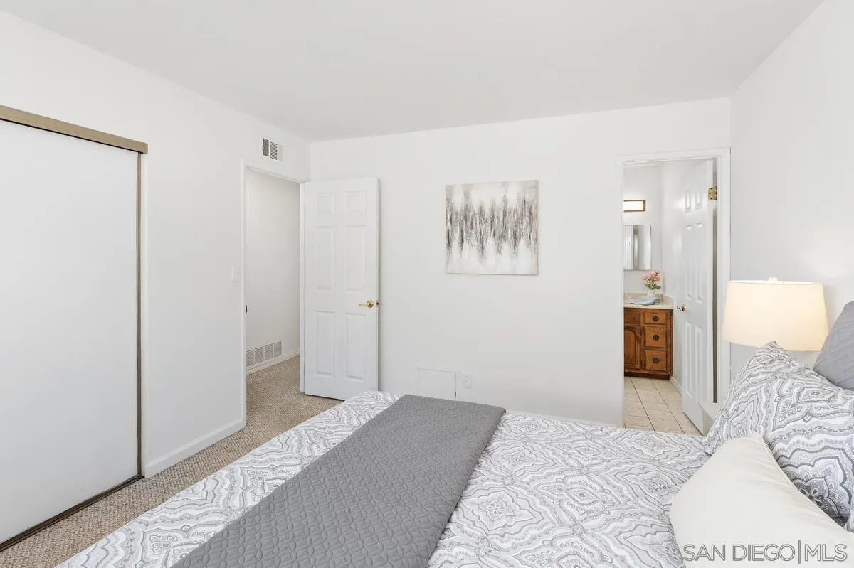 https://cdn.realtyfeed.com/cdn/127/260007991/ae8f182701d1c00d7c2d135843a67427.webp