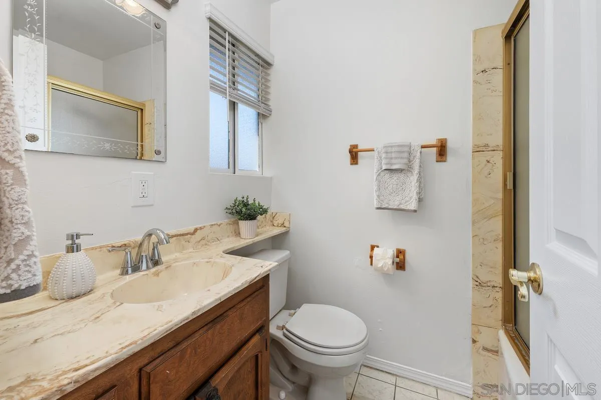 https://cdn.realtyfeed.com/cdn/127/260007991/b7a3fbe9f27bd3898e163fc6c9dac62b.webp