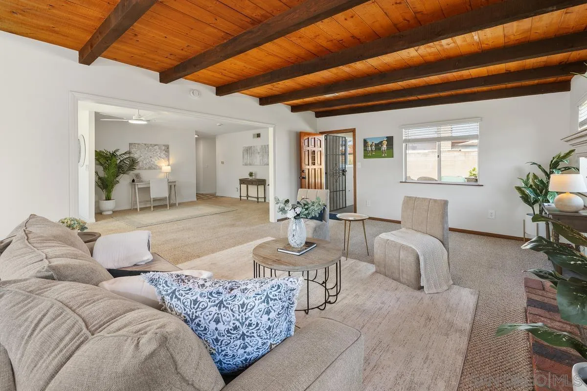 https://cdn.realtyfeed.com/cdn/127/260007991/de9035f68693cb617a6919533d2edd2a.webp