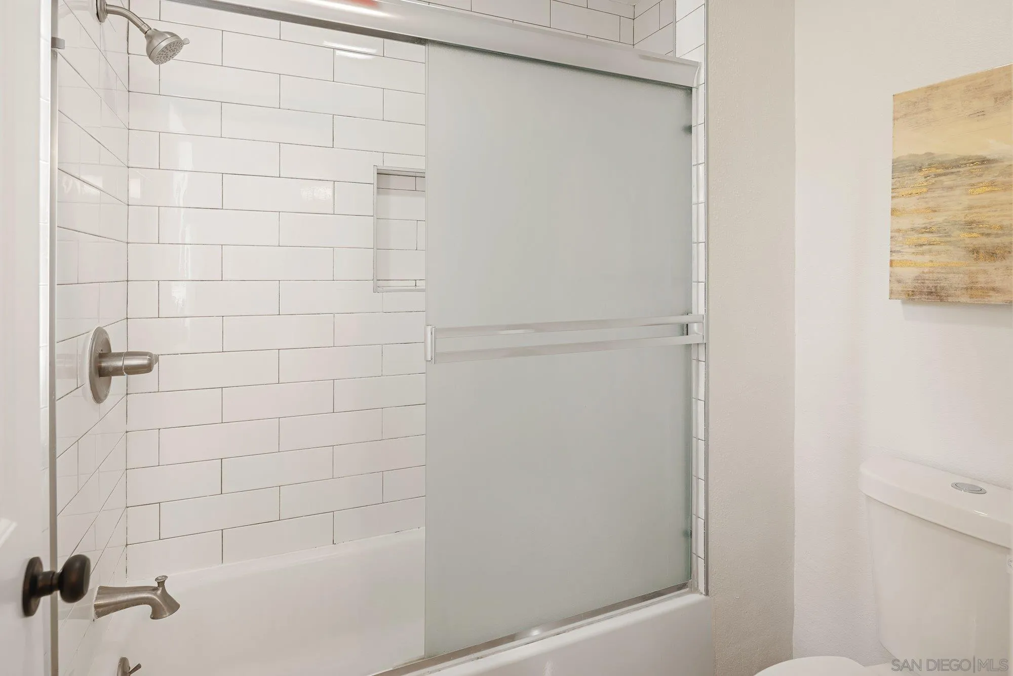 https://cdn.realtyfeed.com/cdn/127/260007992/766a36fd825bb9d533fd21a0ddfdb4a9.webp