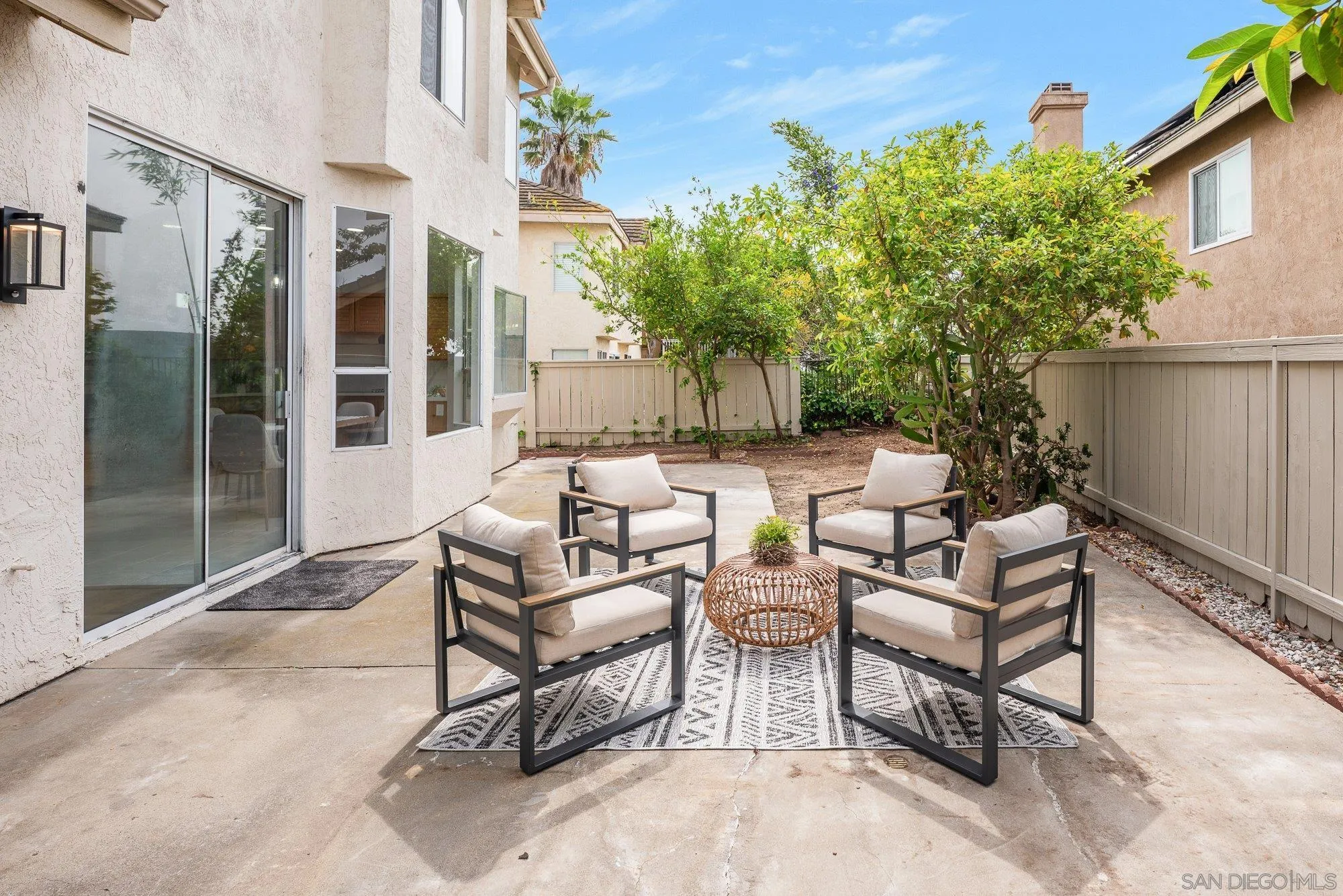 https://cdn.realtyfeed.com/cdn/127/260007992/7ac000d635a2902966599ba488c60f5b.webp