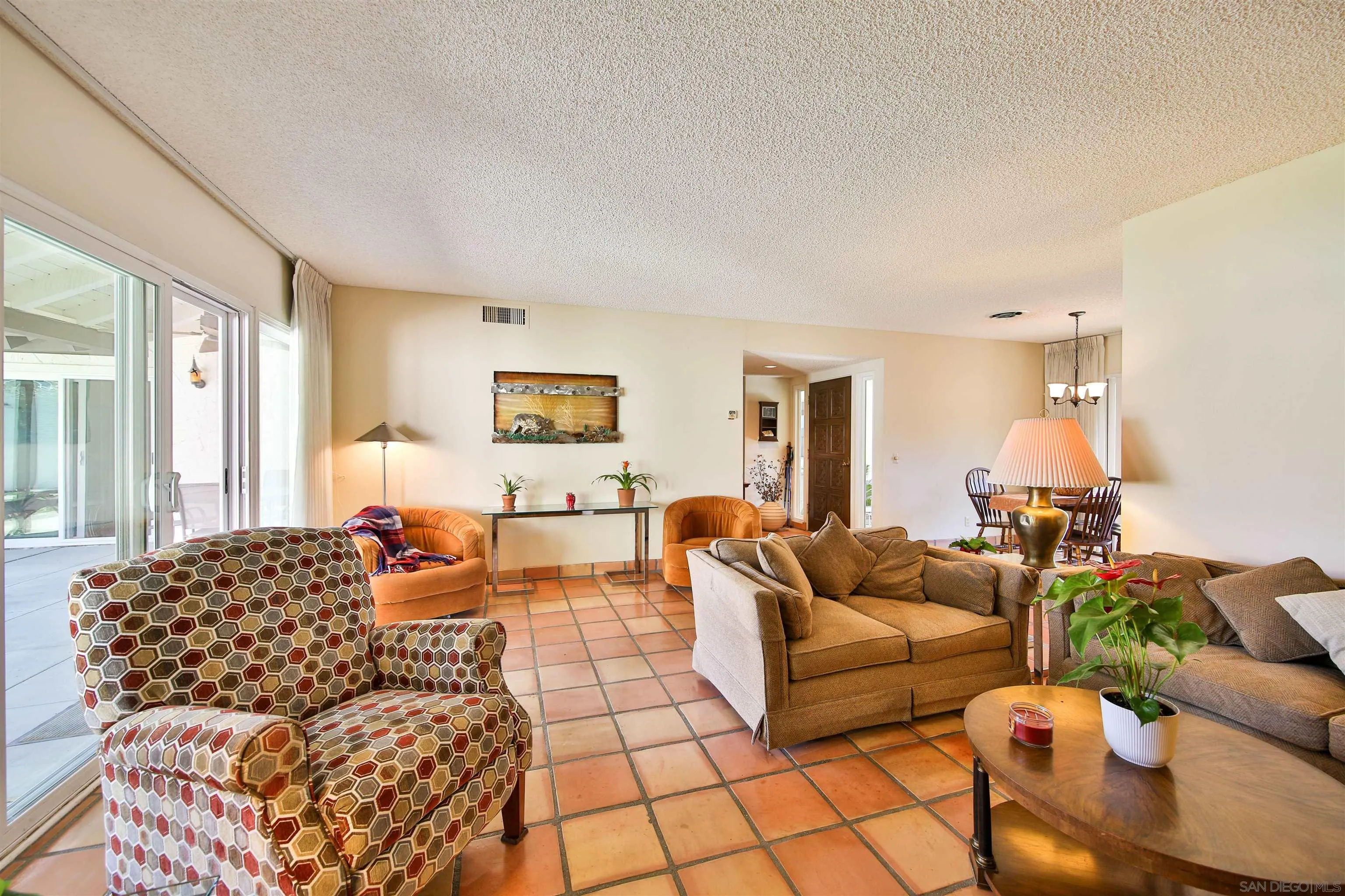 Photo #8: 260007998 Listing: Photo #8