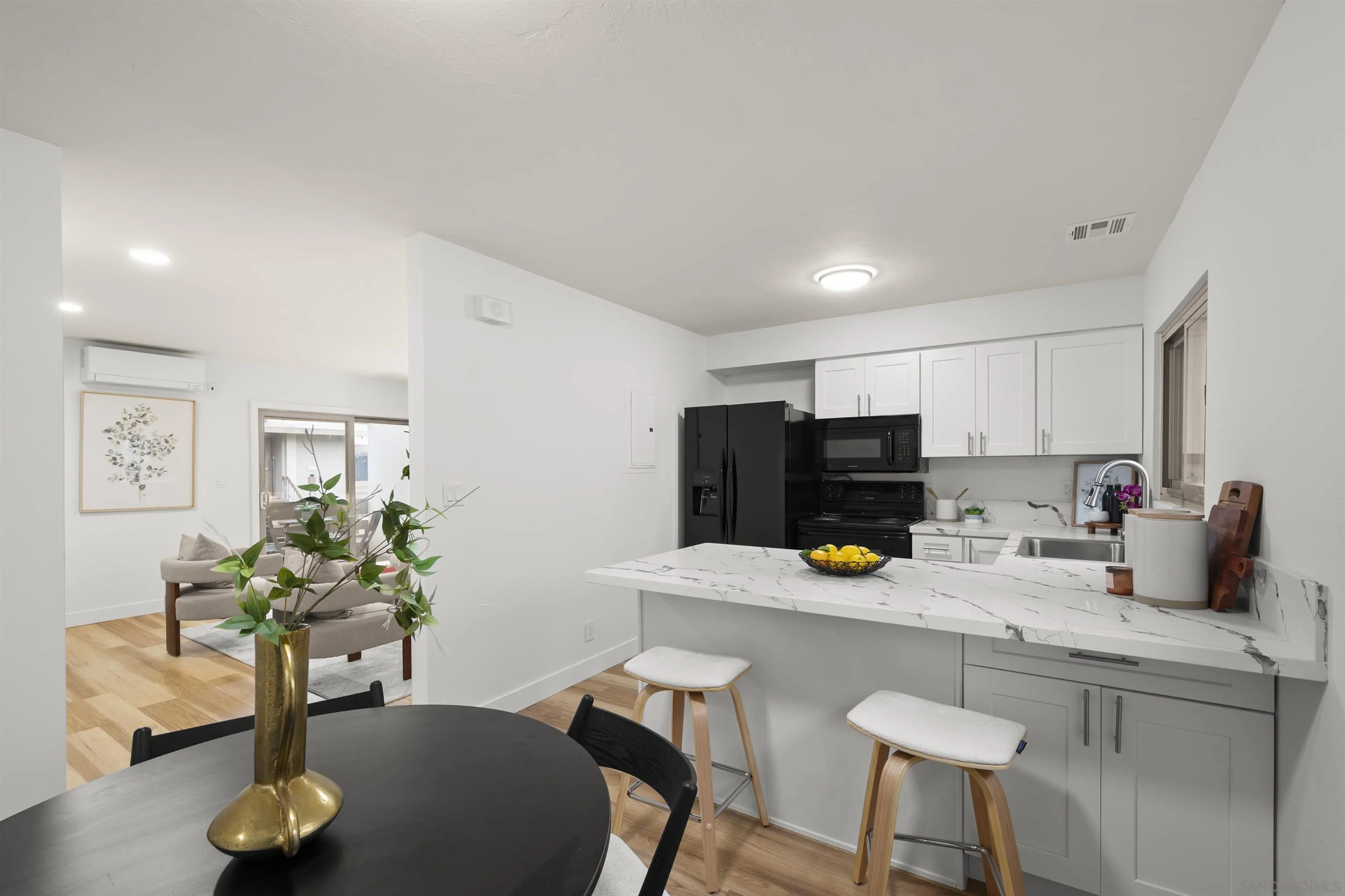 Photo #18: 2600080 Listing: Photo #18