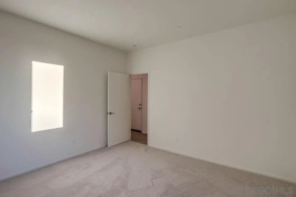 Photo #14: 260008001 Listing: Photo #14