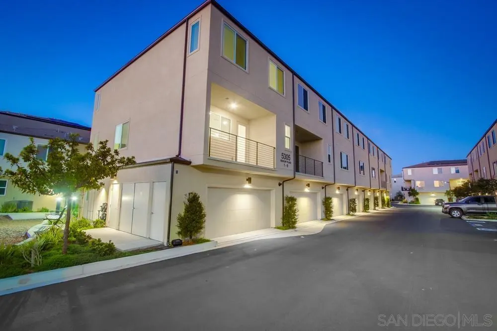 Photo #5: 260008001 Listing: Photo #5