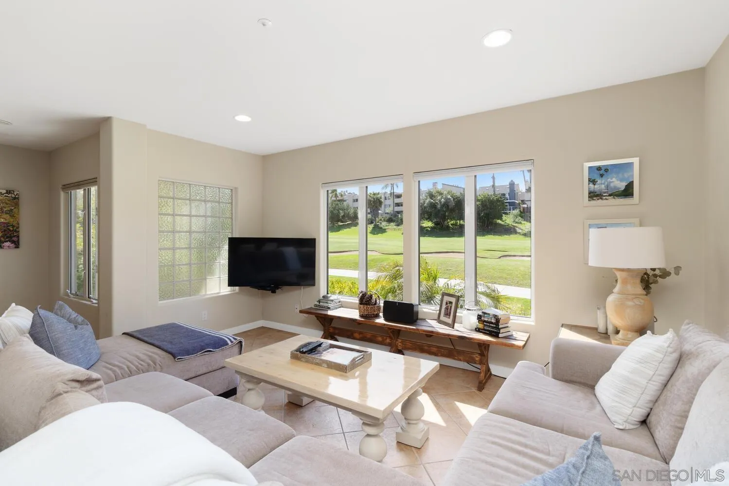 7517 Jerez UNIT B, Carlsbad, CA, 92009