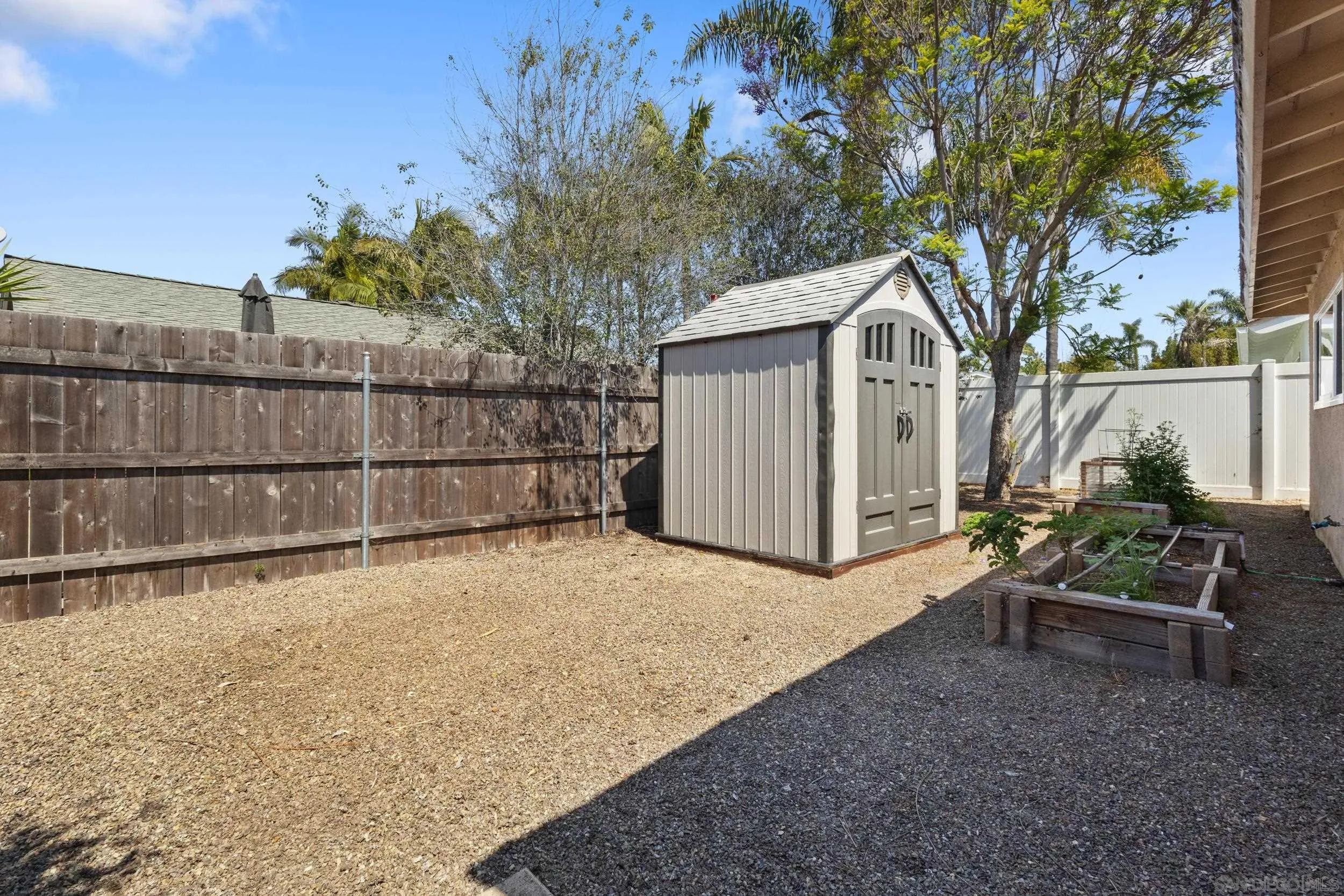 https://cdn.realtyfeed.com/cdn/127/260008004/d5212b8f36acb58e6447260da897b4d8.webp