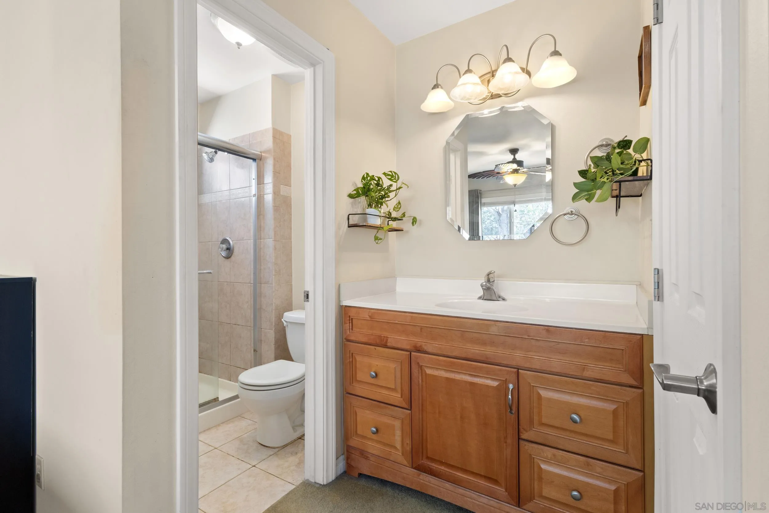 https://cdn.realtyfeed.com/cdn/127/260008004/e4ad57570409a524620dbf621c84f304.webp