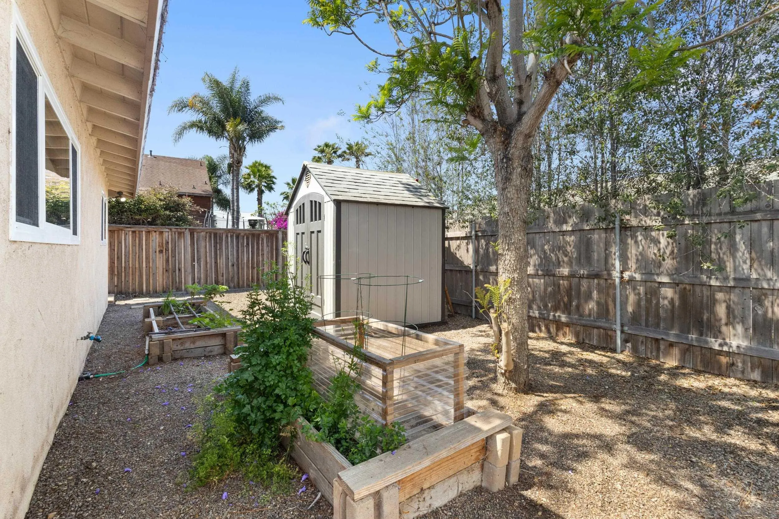 https://cdn.realtyfeed.com/cdn/127/260008004/ee0be1cdca24159712548605cc1ded47.webp