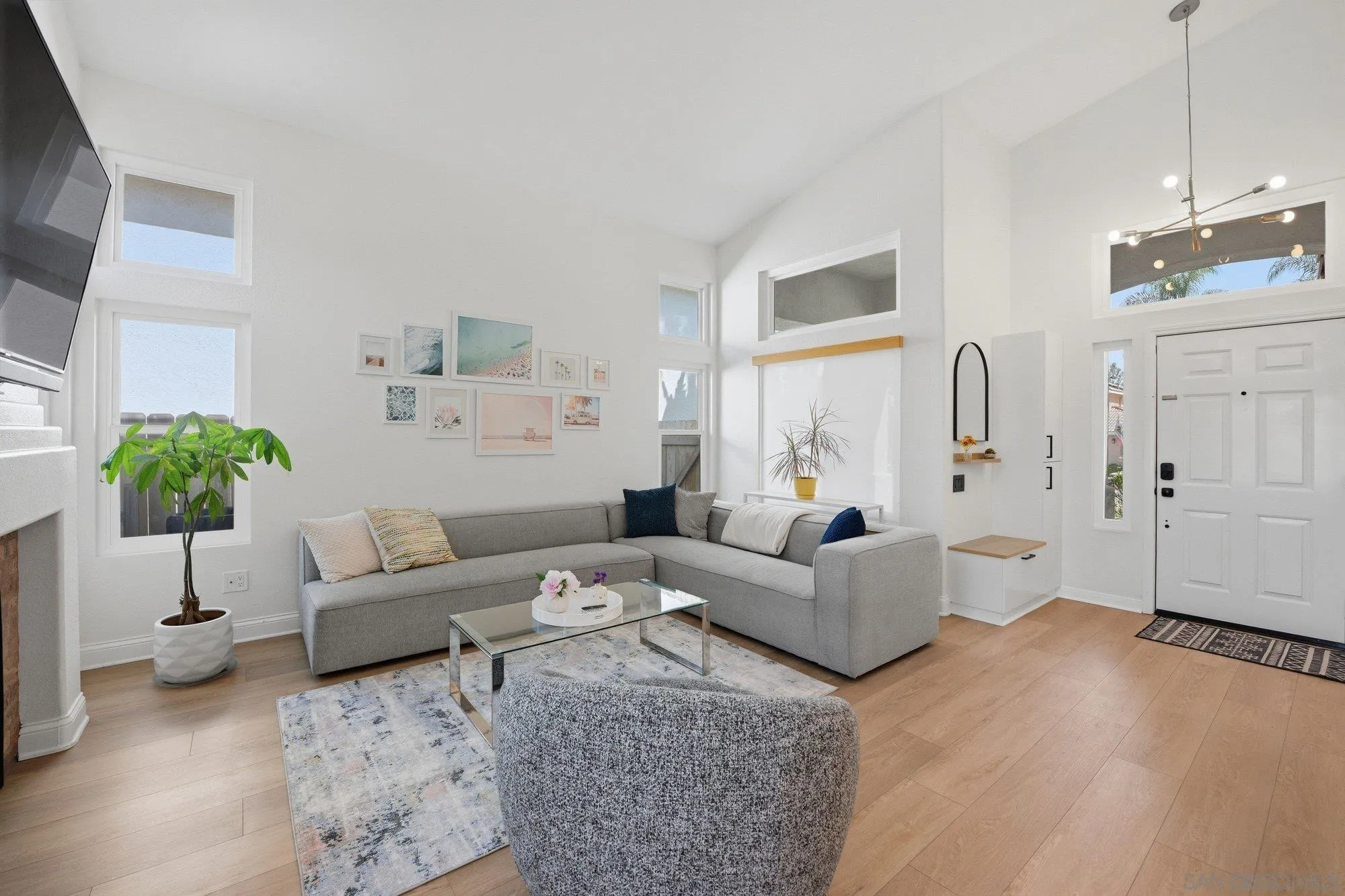 https://cdn.realtyfeed.com/cdn/127/260008005/4803334bad8b42857a61527823fd2e06.webp