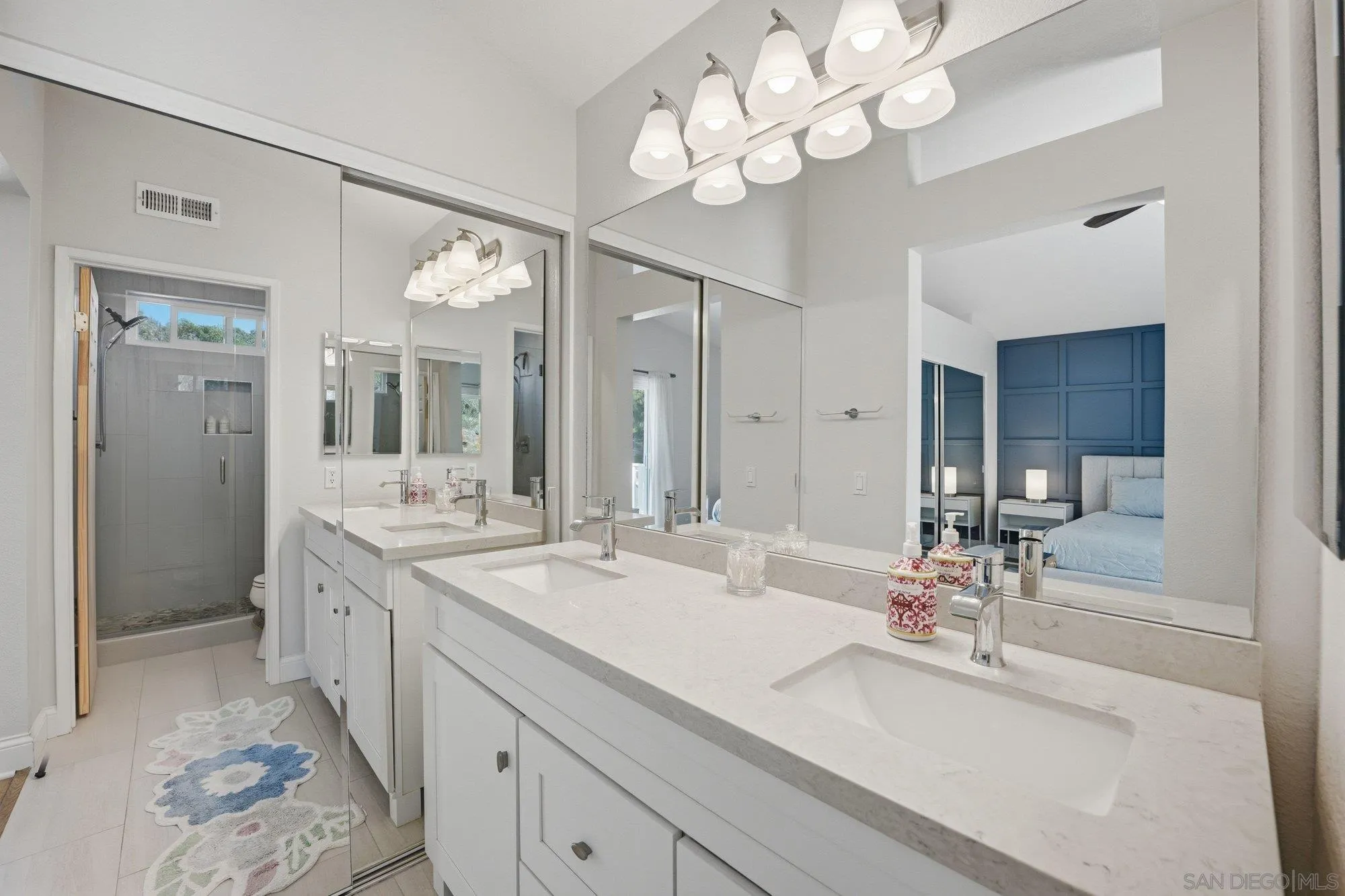 https://cdn.realtyfeed.com/cdn/127/260008005/fb867d27734077d72845a26047bb1d78.webp
