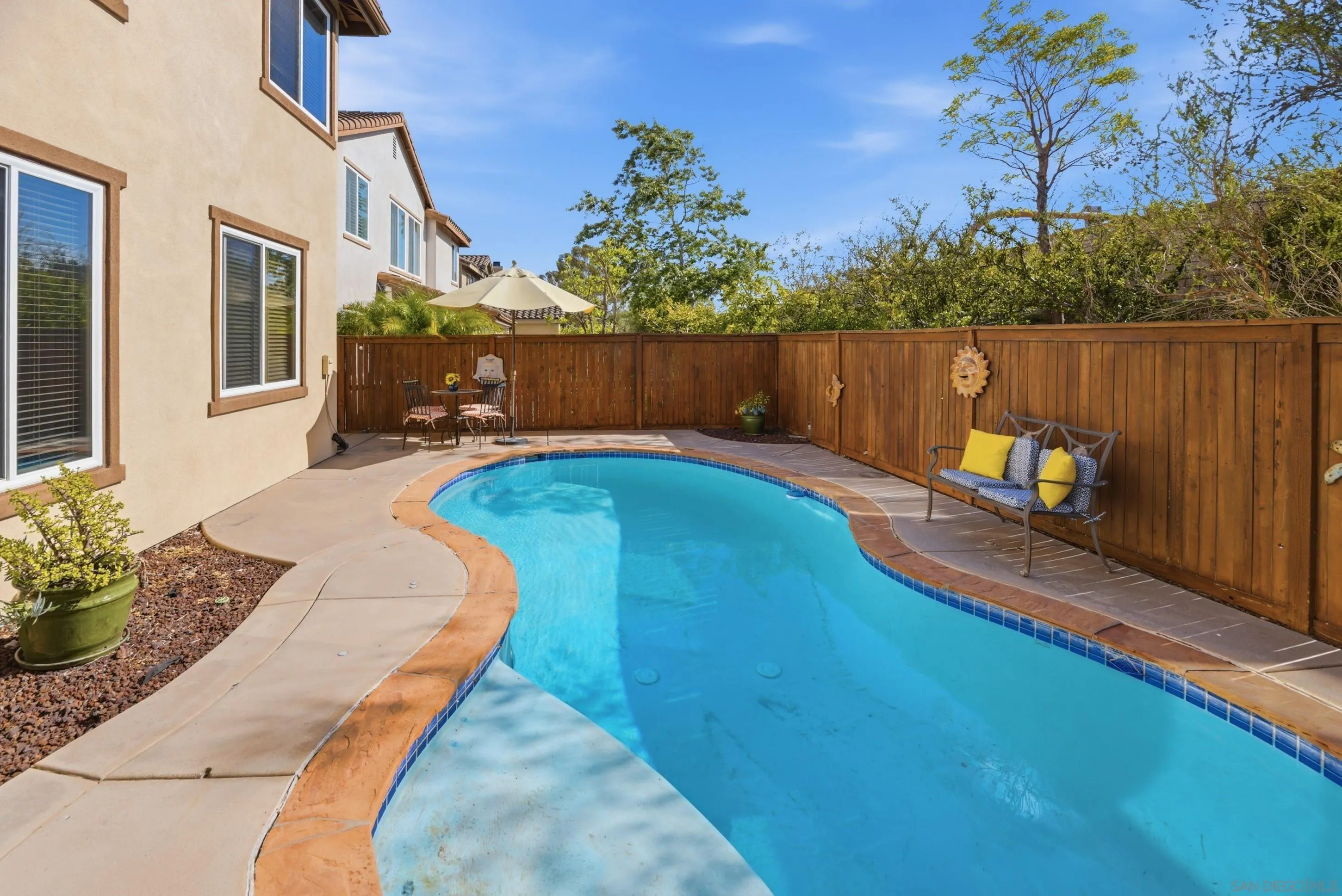 https://cdn.realtyfeed.com/cdn/127/260008006/234e61051679d4f8cd81efd5942fb596.webp