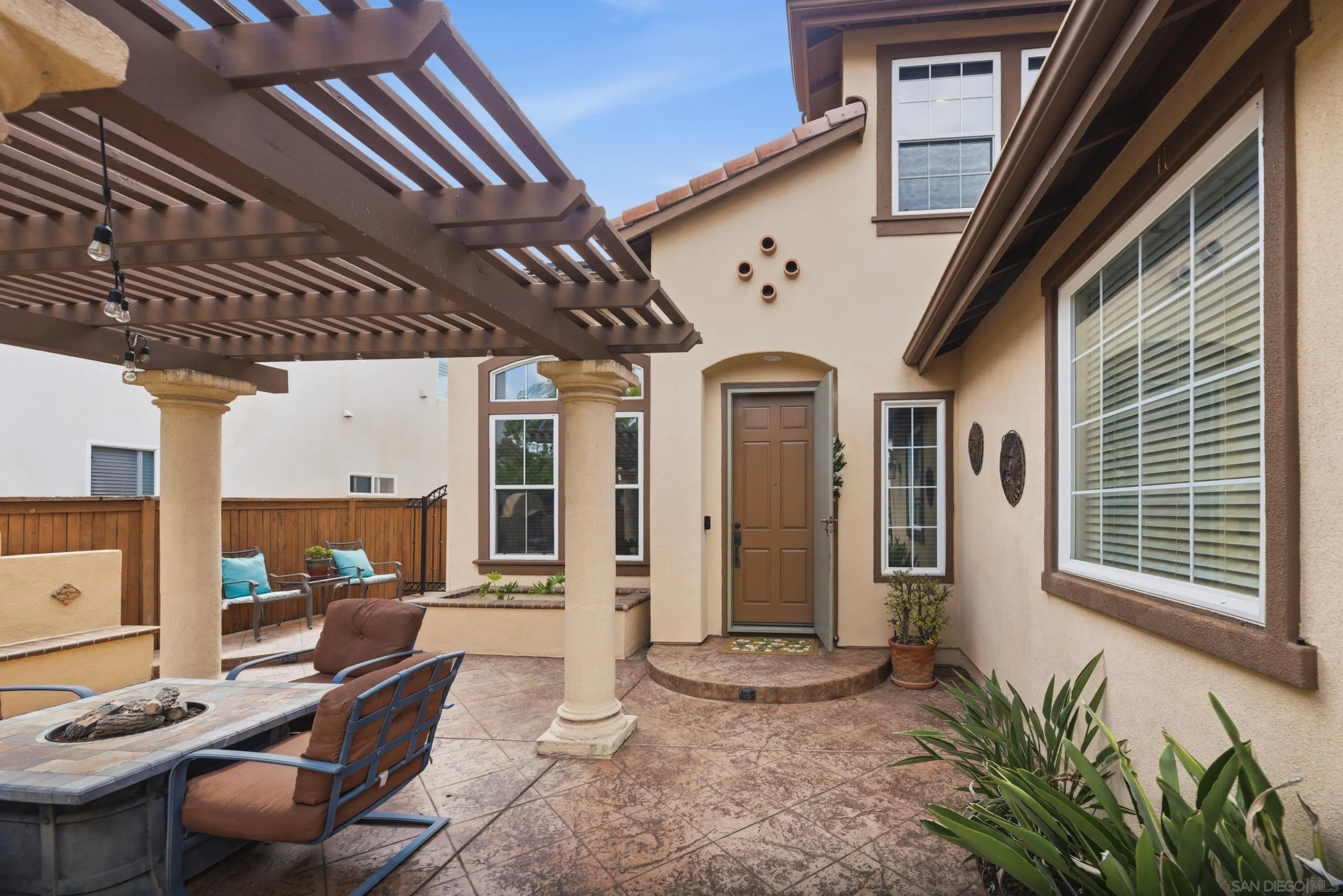 https://cdn.realtyfeed.com/cdn/127/260008006/c63b57ae96c01493028aa77c8b97a4de.webp