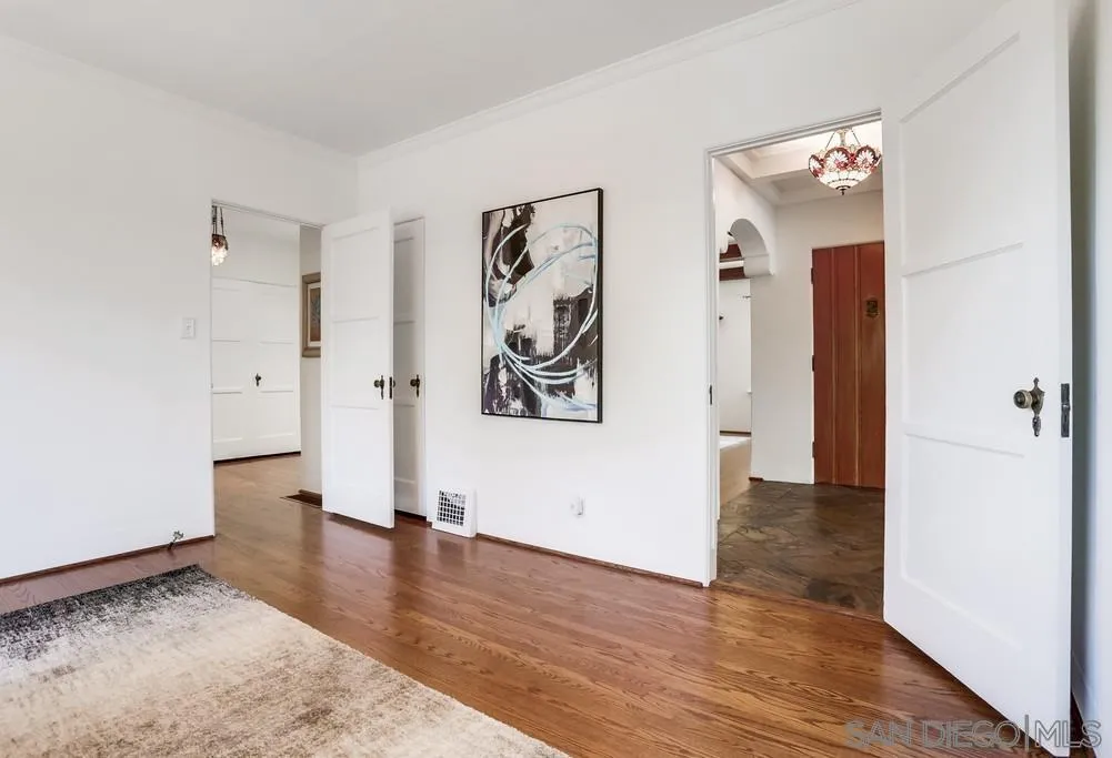https://cdn.realtyfeed.com/cdn/127/260008007/04ef04c169ed5263339b1d4868b517cc.webp