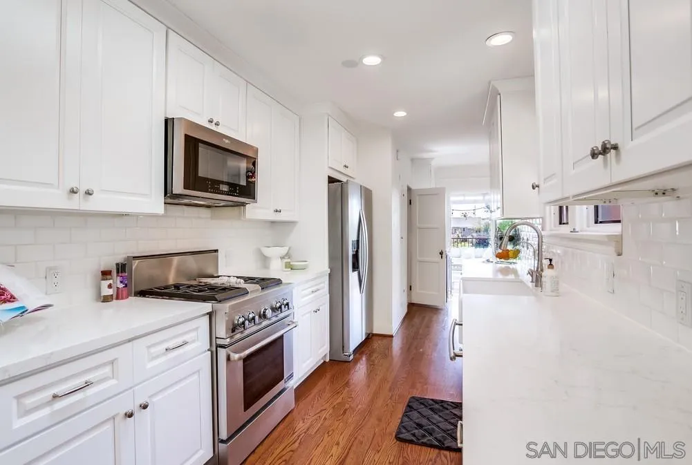 https://cdn.realtyfeed.com/cdn/127/260008007/43c4f6e0793f8bc4c8ab8504ba57d06a.webp