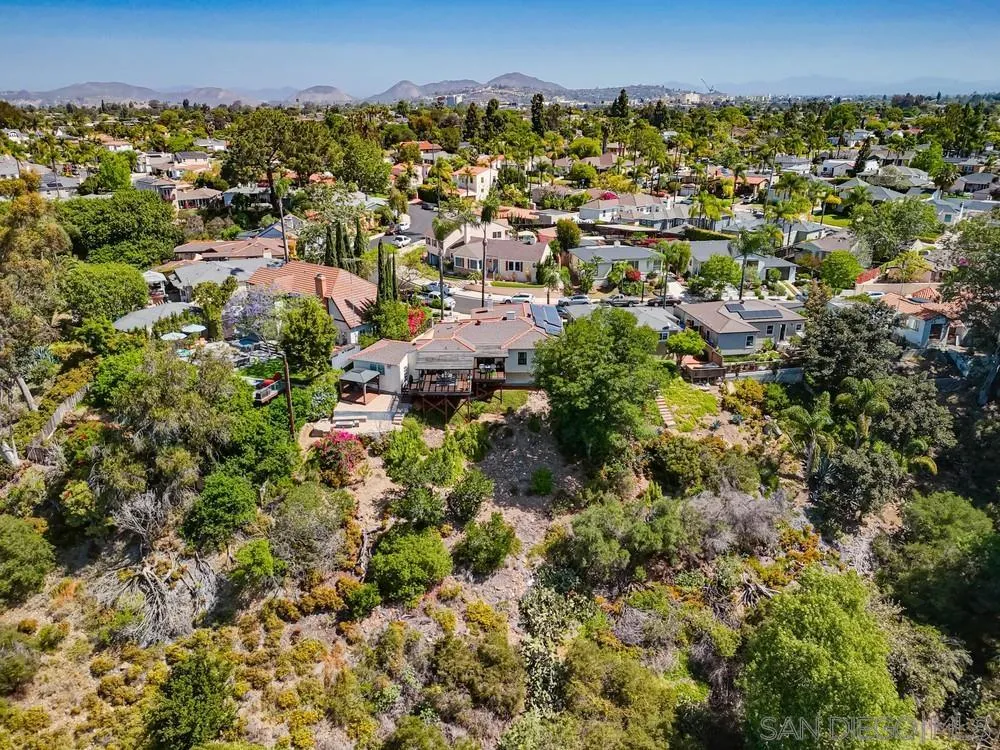 https://cdn.realtyfeed.com/cdn/127/260008007/df801b27371ada79b068a9a2d1d25c62.webp