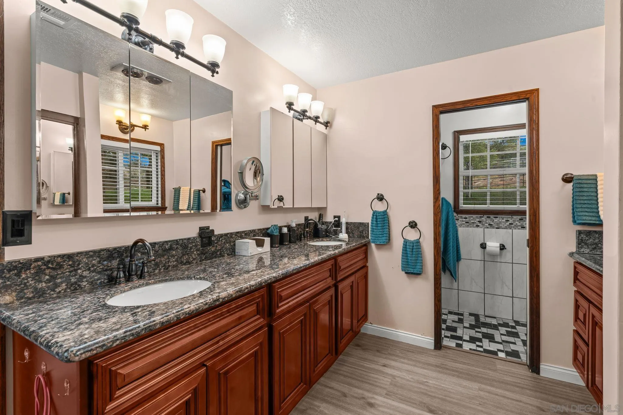 https://cdn.realtyfeed.com/cdn/127/260008014/6d2694777d9de8a40d70e6ba759269a5.webp