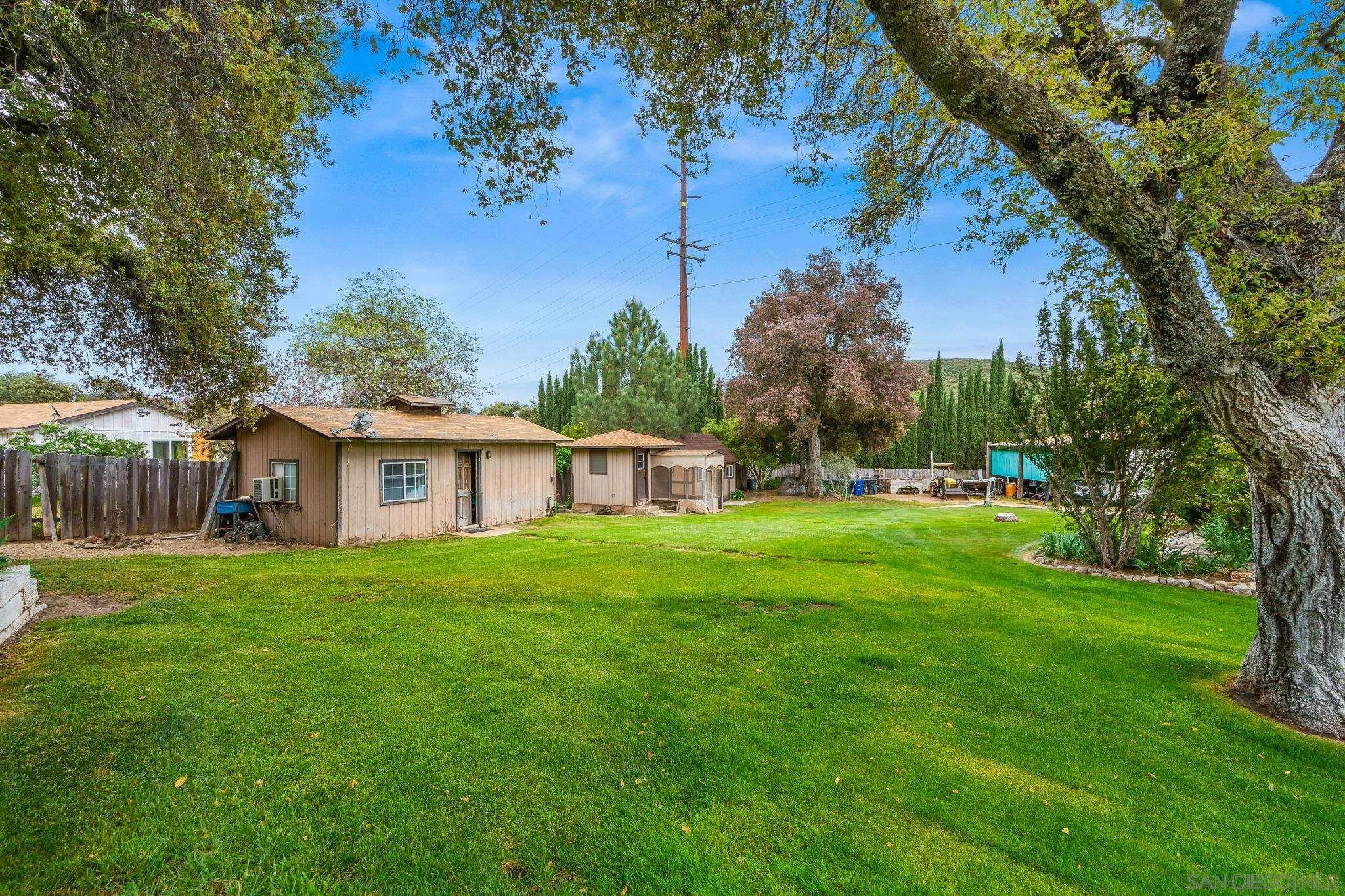 https://cdn.realtyfeed.com/cdn/127/260008014/a3f59fd2f24fdda8c7c71918000f7a77.webp