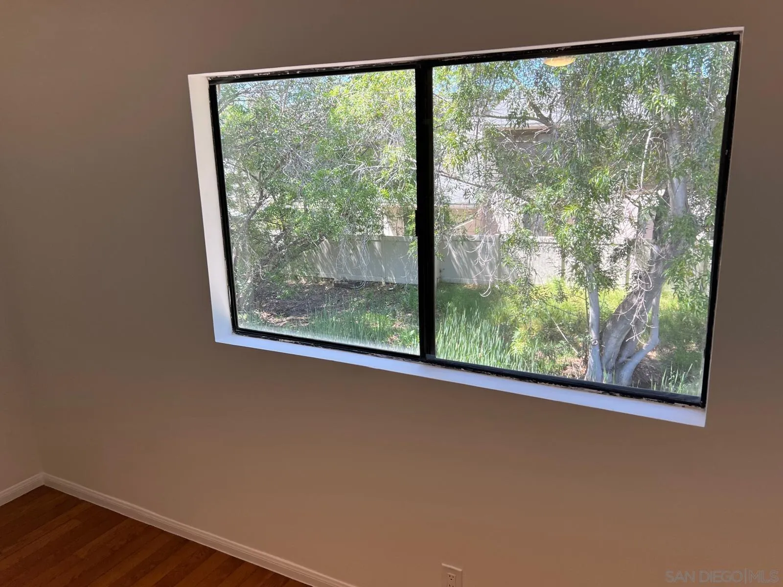 https://cdn.realtyfeed.com/cdn/127/260008015/0bc04c952b827cc7c122f70b5a1fc14c.webp