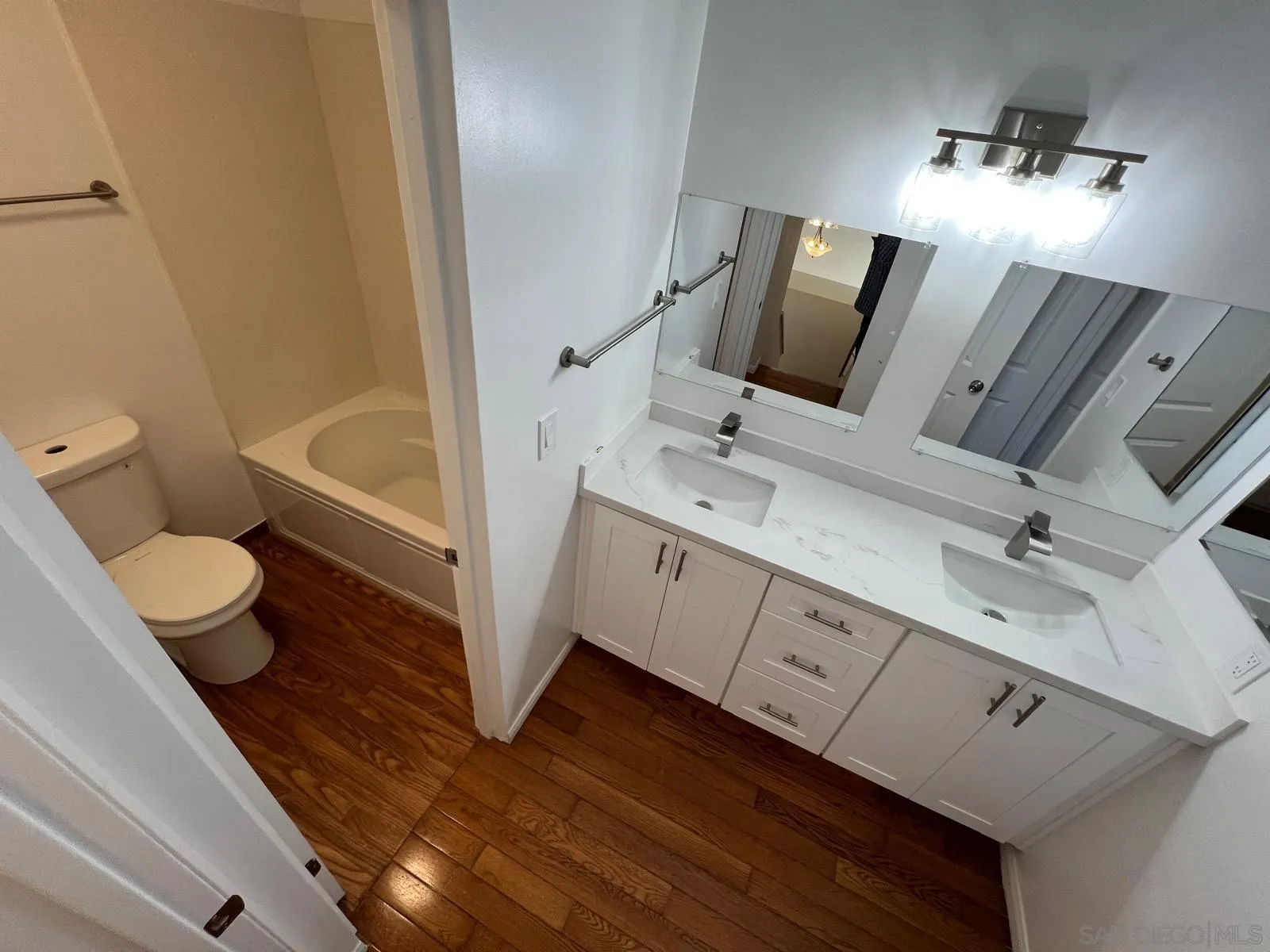 https://cdn.realtyfeed.com/cdn/127/260008015/8068abff68b89dc78ba041ec991254e5.webp