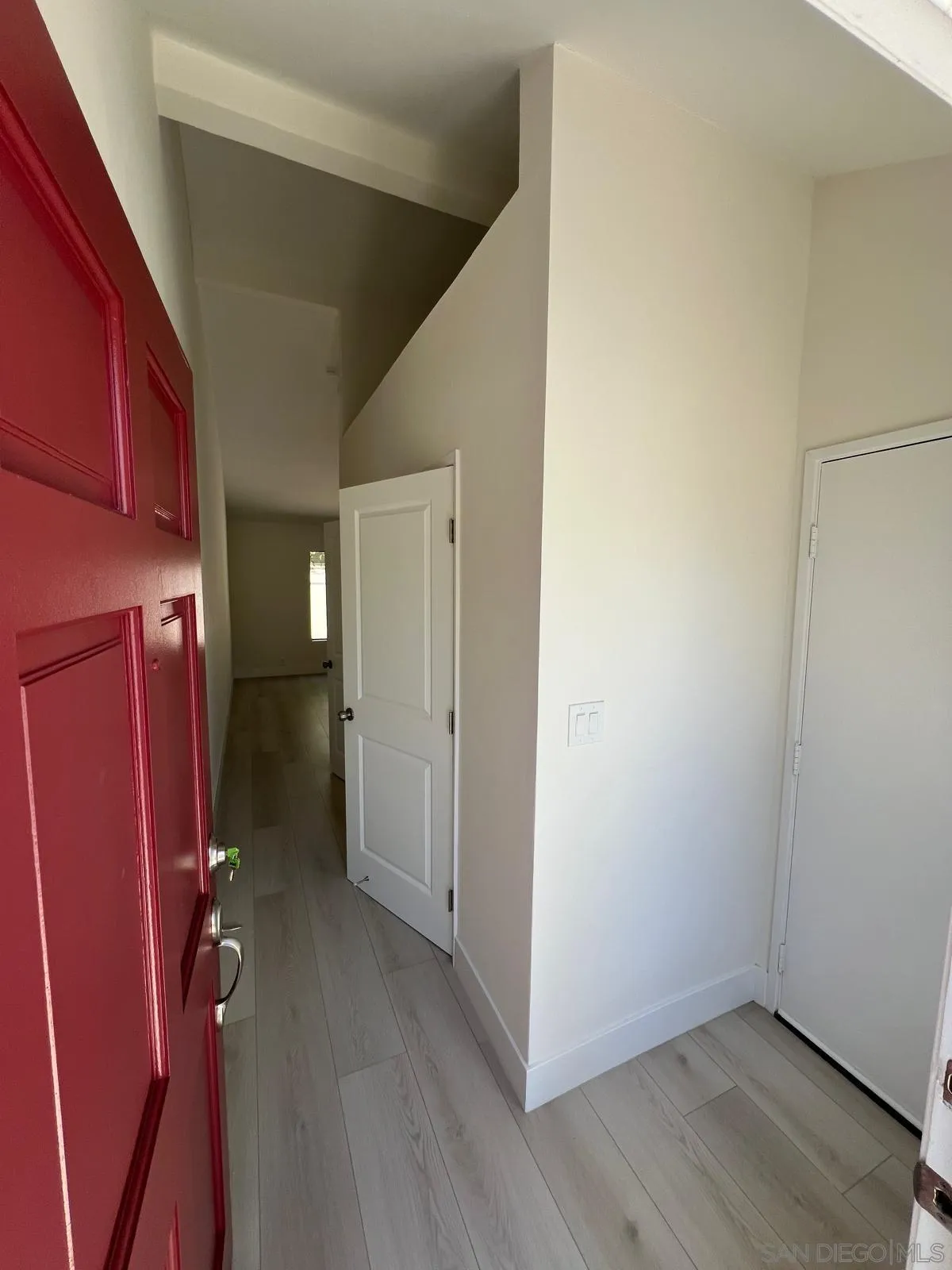 https://cdn.realtyfeed.com/cdn/127/260008015/dac368a7a96450542946a0f8de9227c3.webp