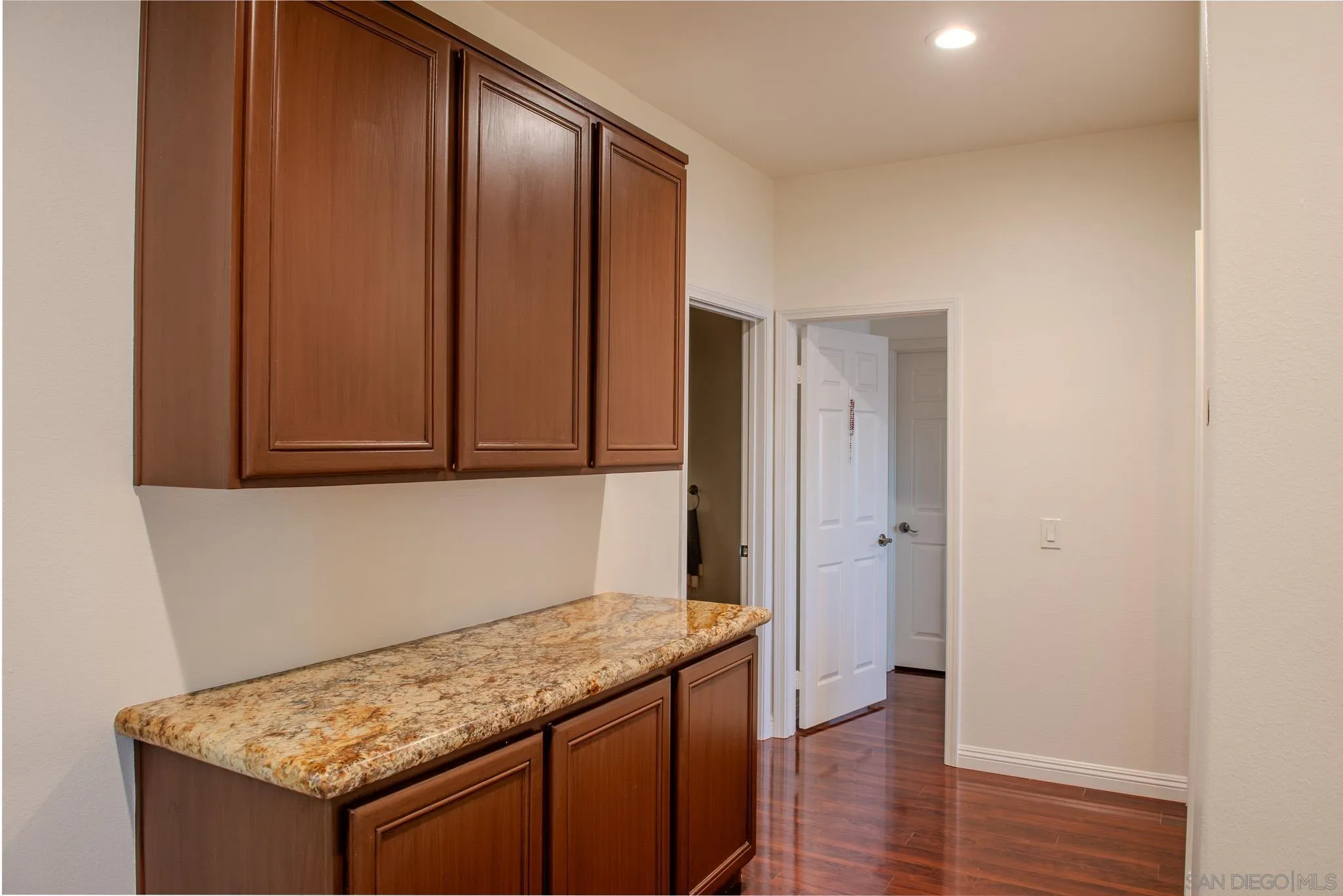 Photo #19: 260008017 Listing: Photo #19