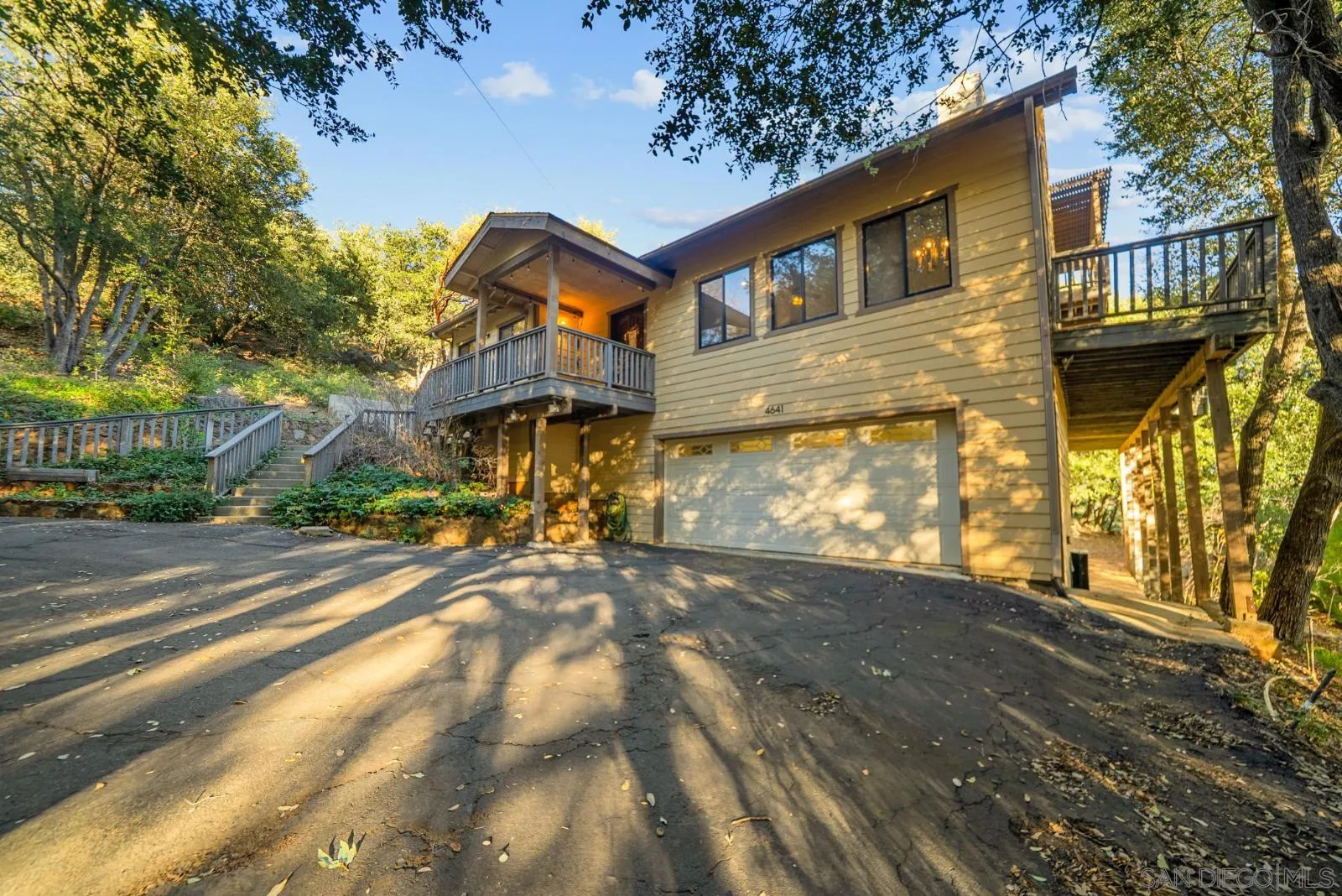 https://cdn.realtyfeed.com/cdn/127/260008020/ff79372d1a77811b1e9847dbe42fd5de.webp
