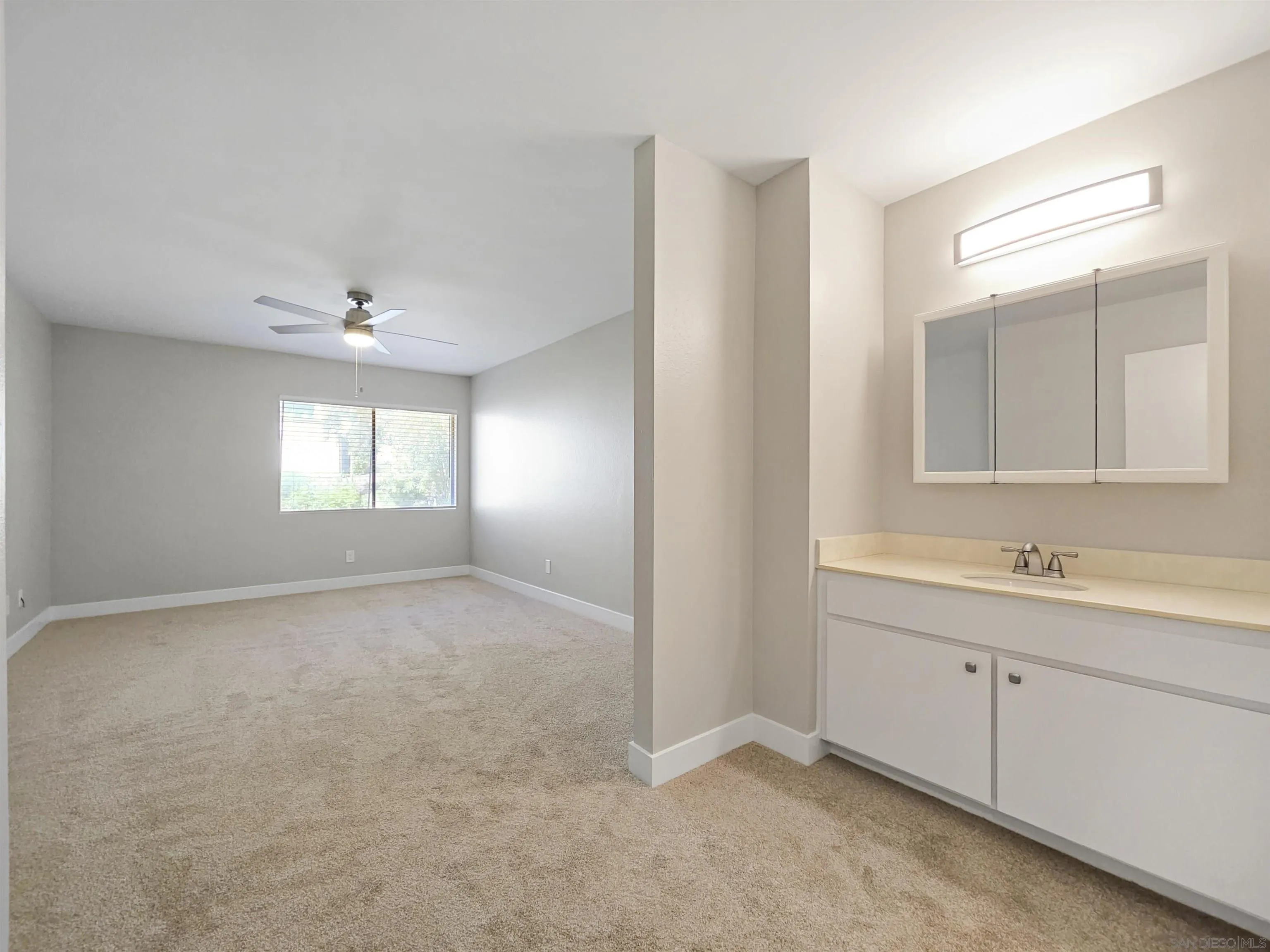 Photo #13: 260008023 Listing: Photo #13