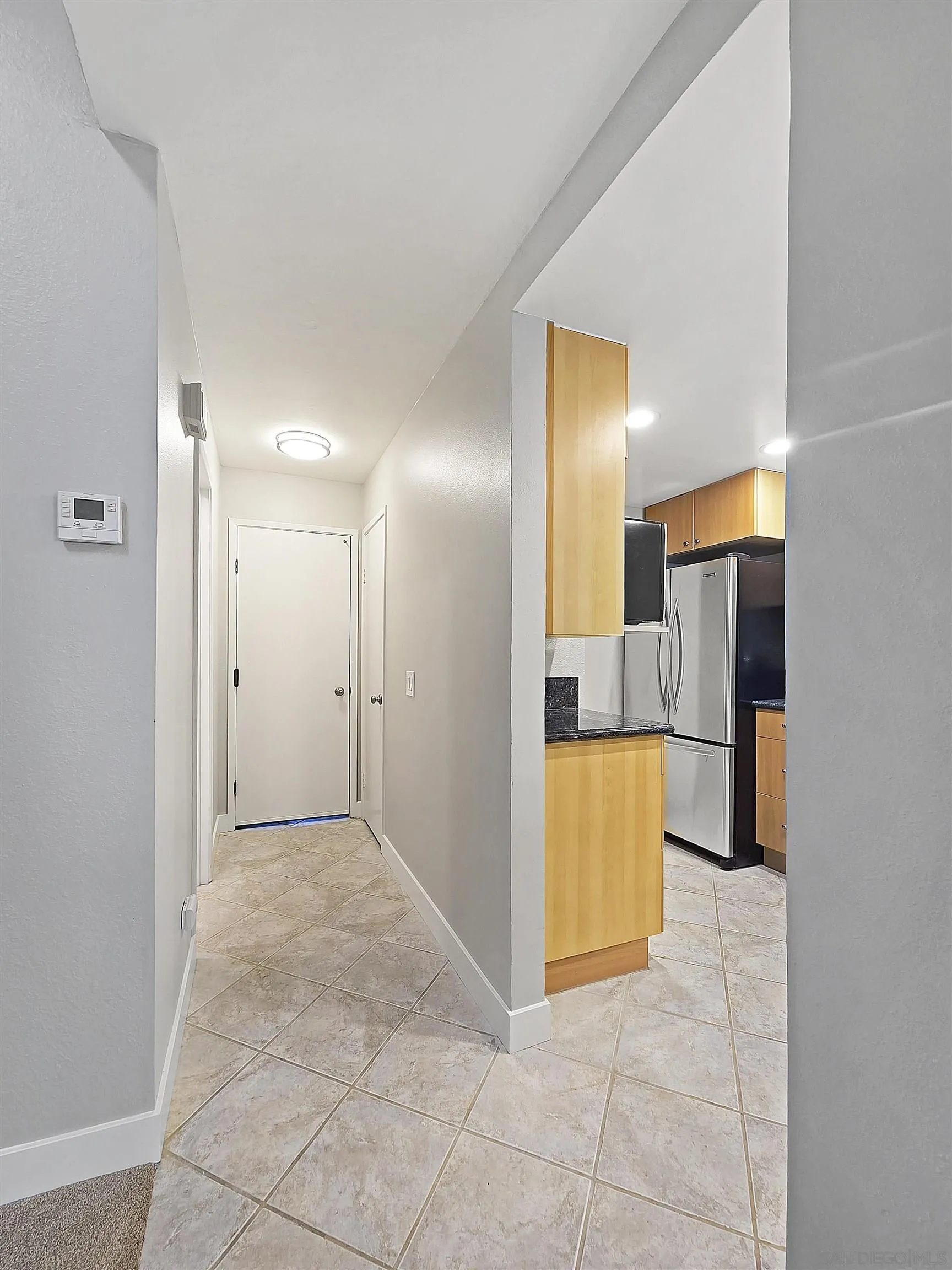 Photo #2: 260008023 Listing: Photo #2