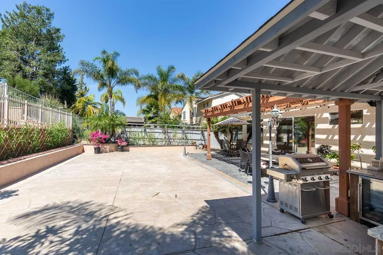 https://cdn.realtyfeed.com/cdn/127/260008025/2acc55a79231ad78c24ae6716e03c582.webp