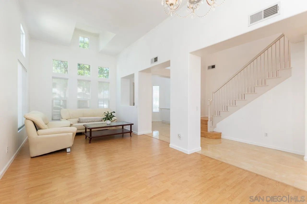https://cdn.realtyfeed.com/cdn/127/260008025/47958943d1b95e1c6bc1c4a0876a99b6.webp