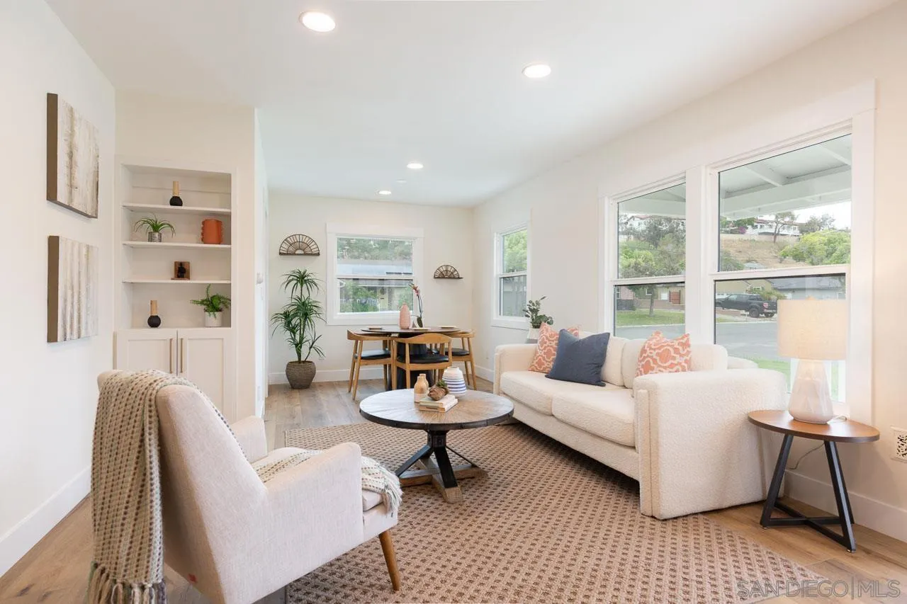 https://cdn.realtyfeed.com/cdn/127/260008028/233b5167ad6c95157ee25682f27cb12e.webp