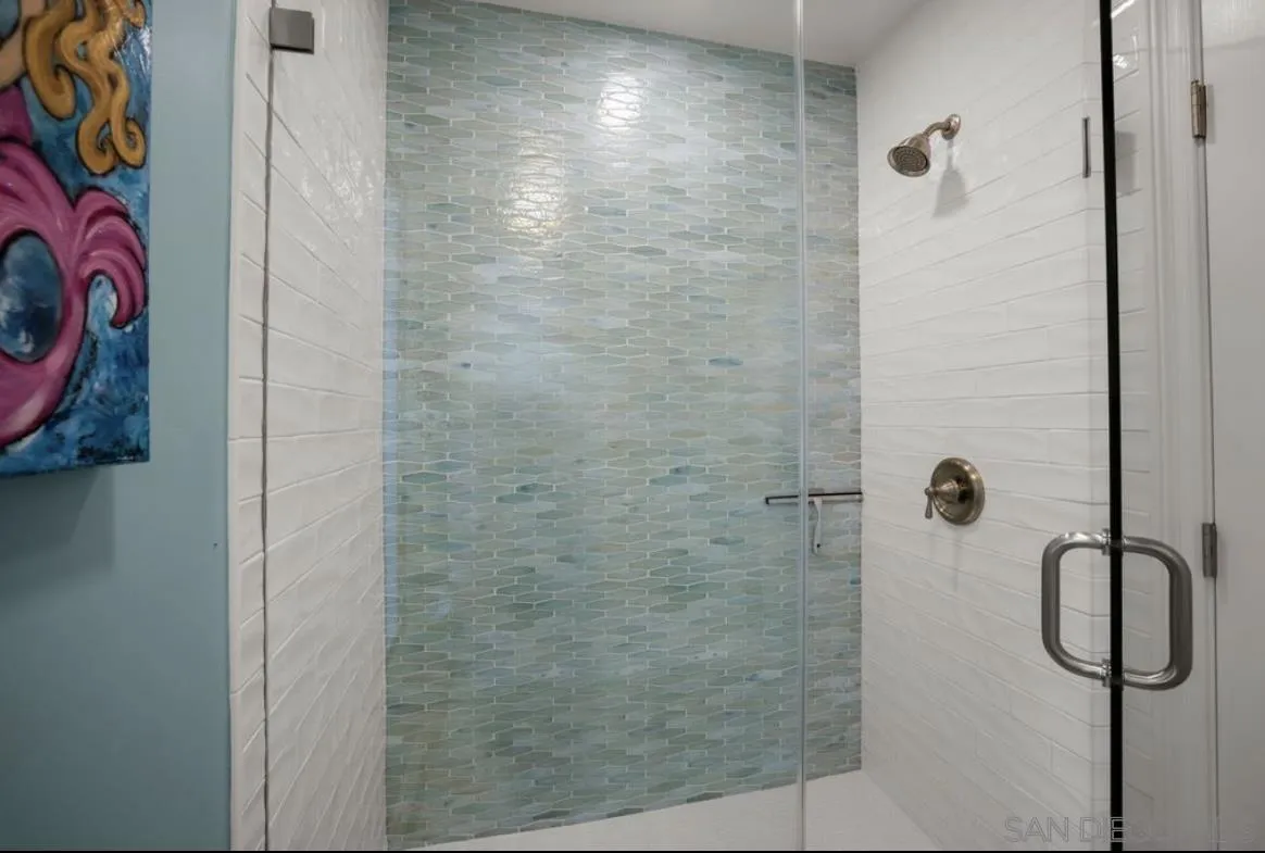 3999 Crown Point Dr UNIT 29, San Diego, CA, 92109
