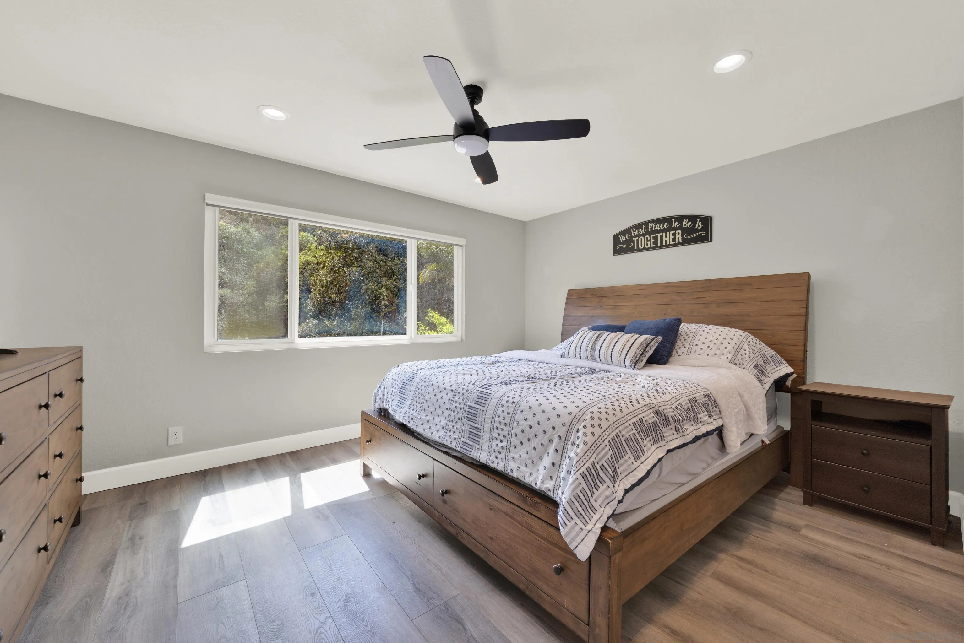 https://cdn.realtyfeed.com/cdn/127/260008040/26932b3297b3691503760724d5a02645.webp