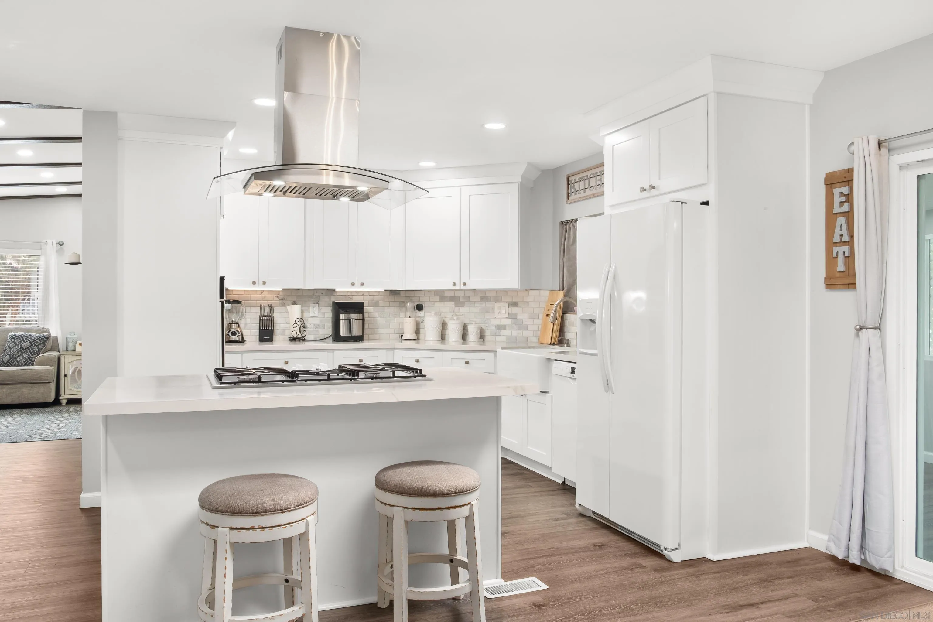 https://cdn.realtyfeed.com/cdn/127/260008043/7f920cb9b77da605121ca03b194bf9db.webp