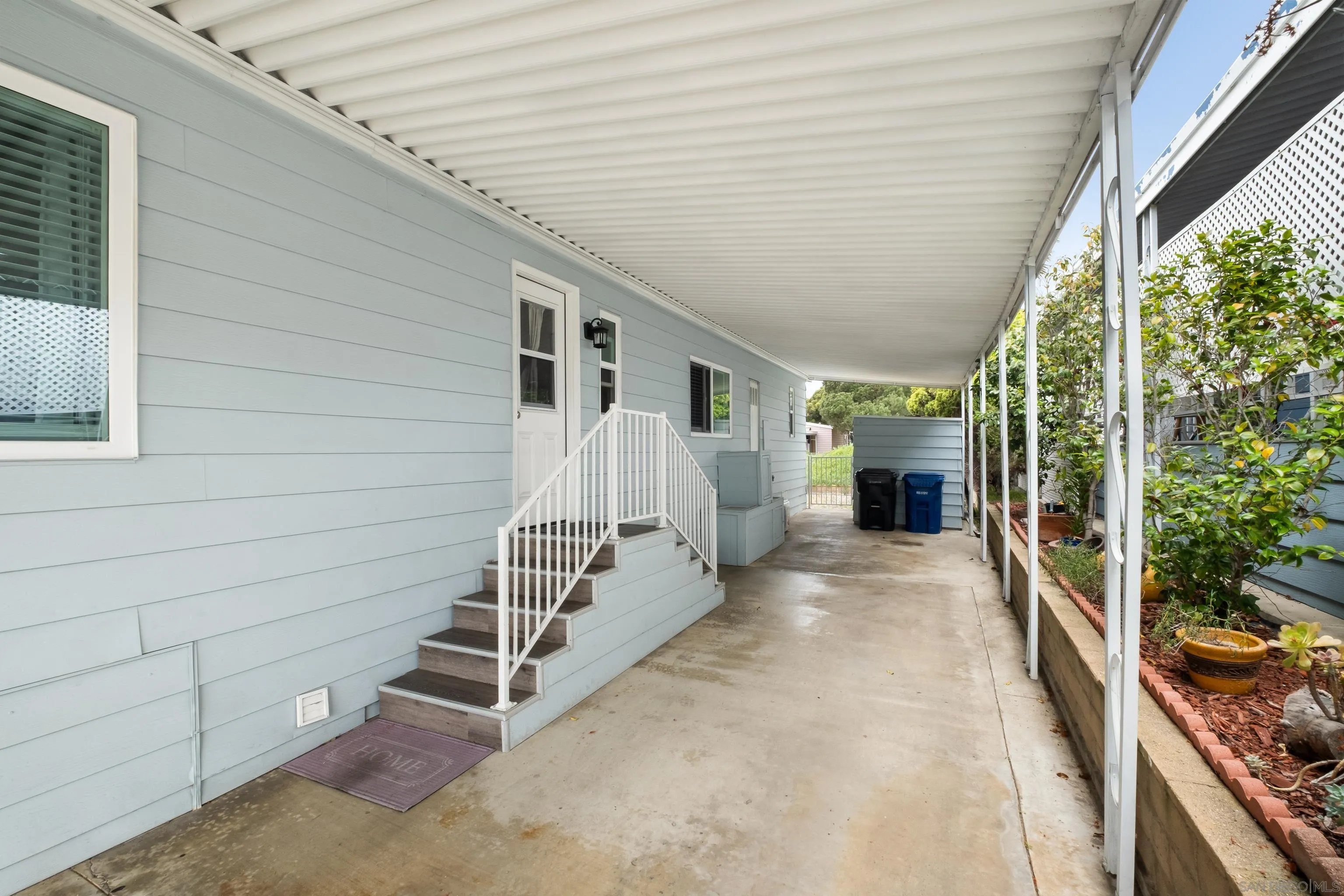 https://cdn.realtyfeed.com/cdn/127/260008043/c70a9e86c27749599ca336cca86584e1.webp