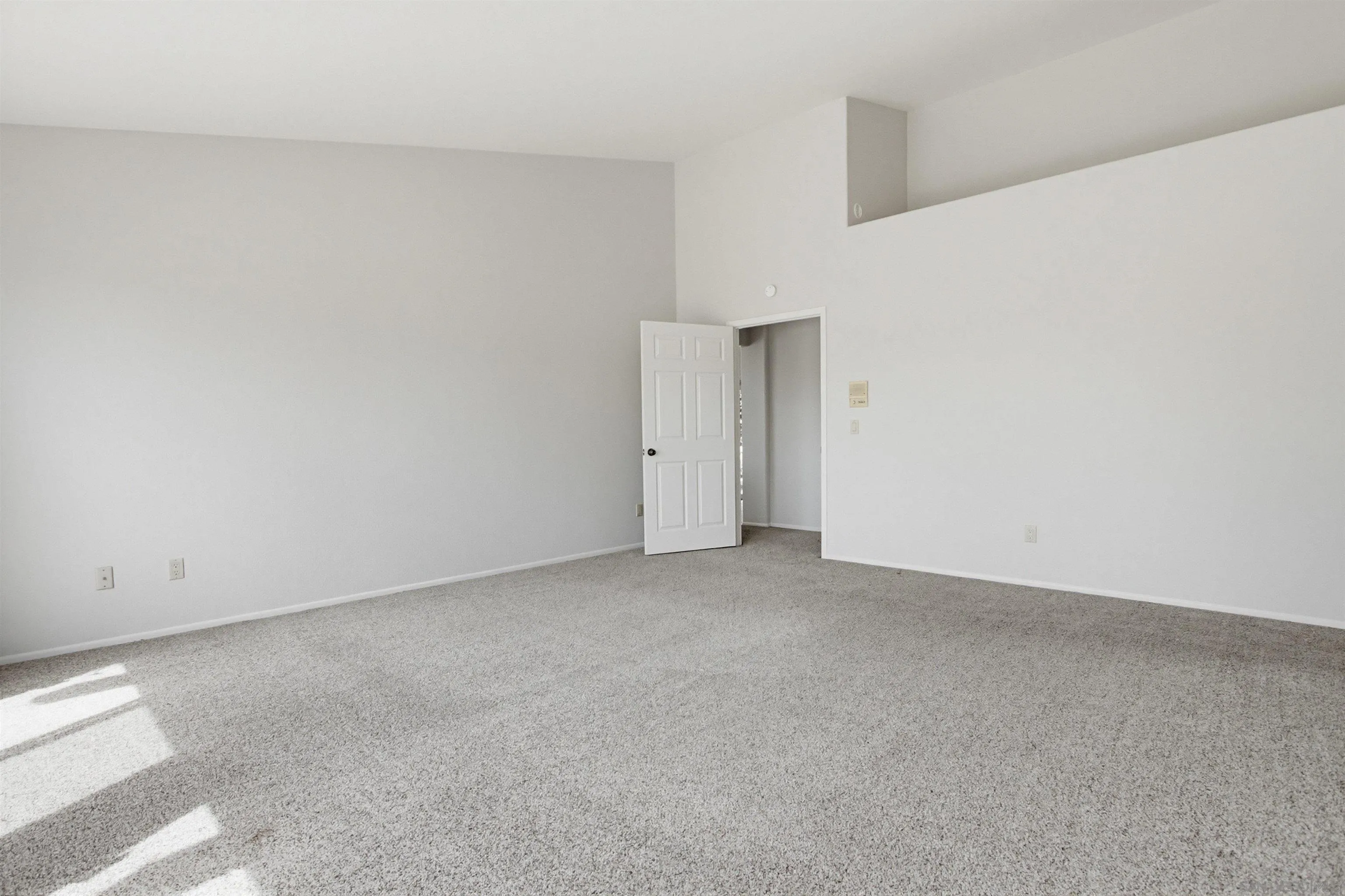 Photo #11: 260008044 Listing: Photo #11