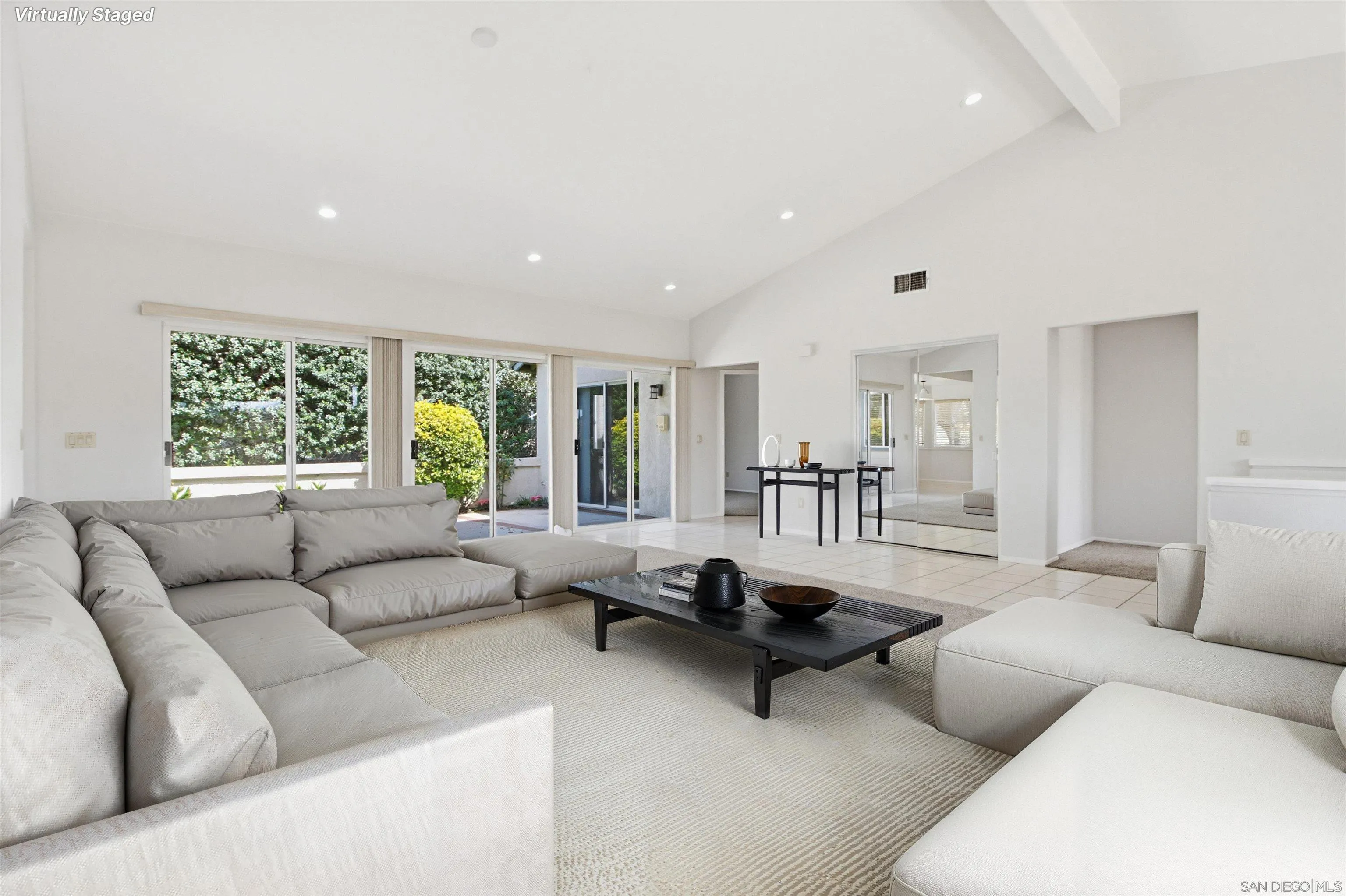 https://cdn.realtyfeed.com/cdn/127/260008044/6f7d44dfca6bc647f44d881b5373deb0.webp