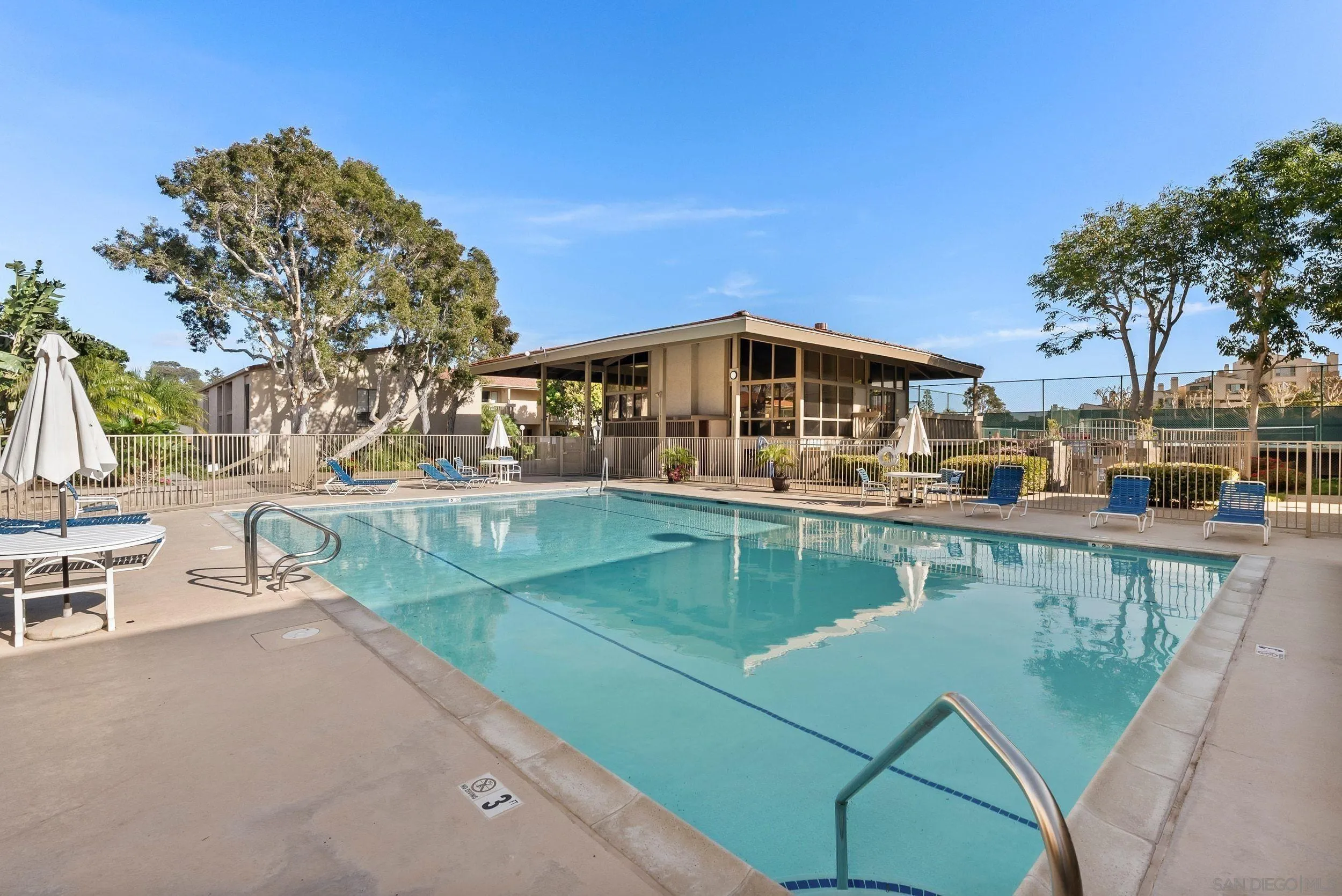 https://cdn.realtyfeed.com/cdn/127/260008045/e6ced531d87b9a4f709e977d6a41aaf6.webp