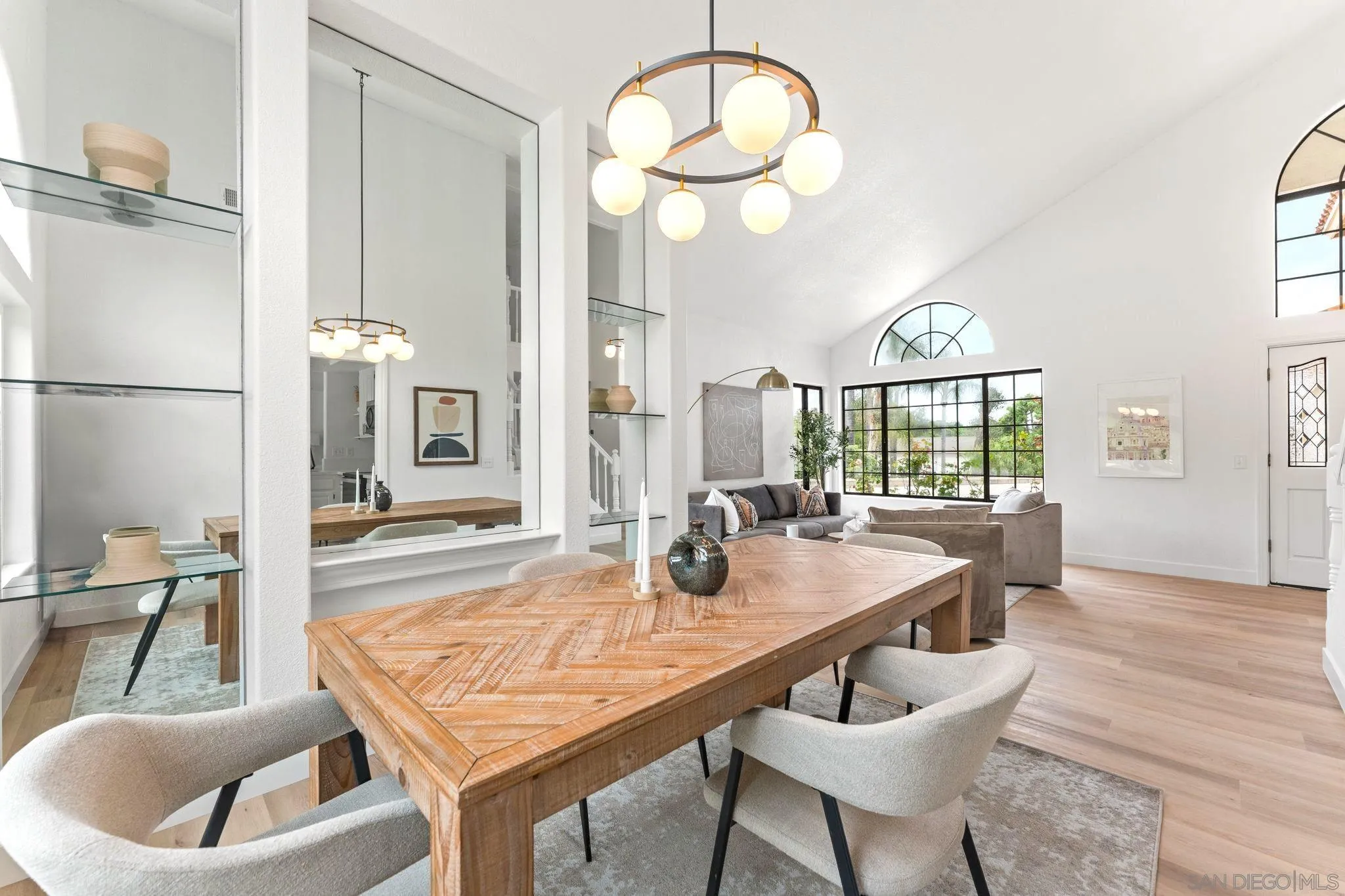 https://cdn.realtyfeed.com/cdn/127/260008046/31364014d7ca54b0bcabae27514194ca.webp