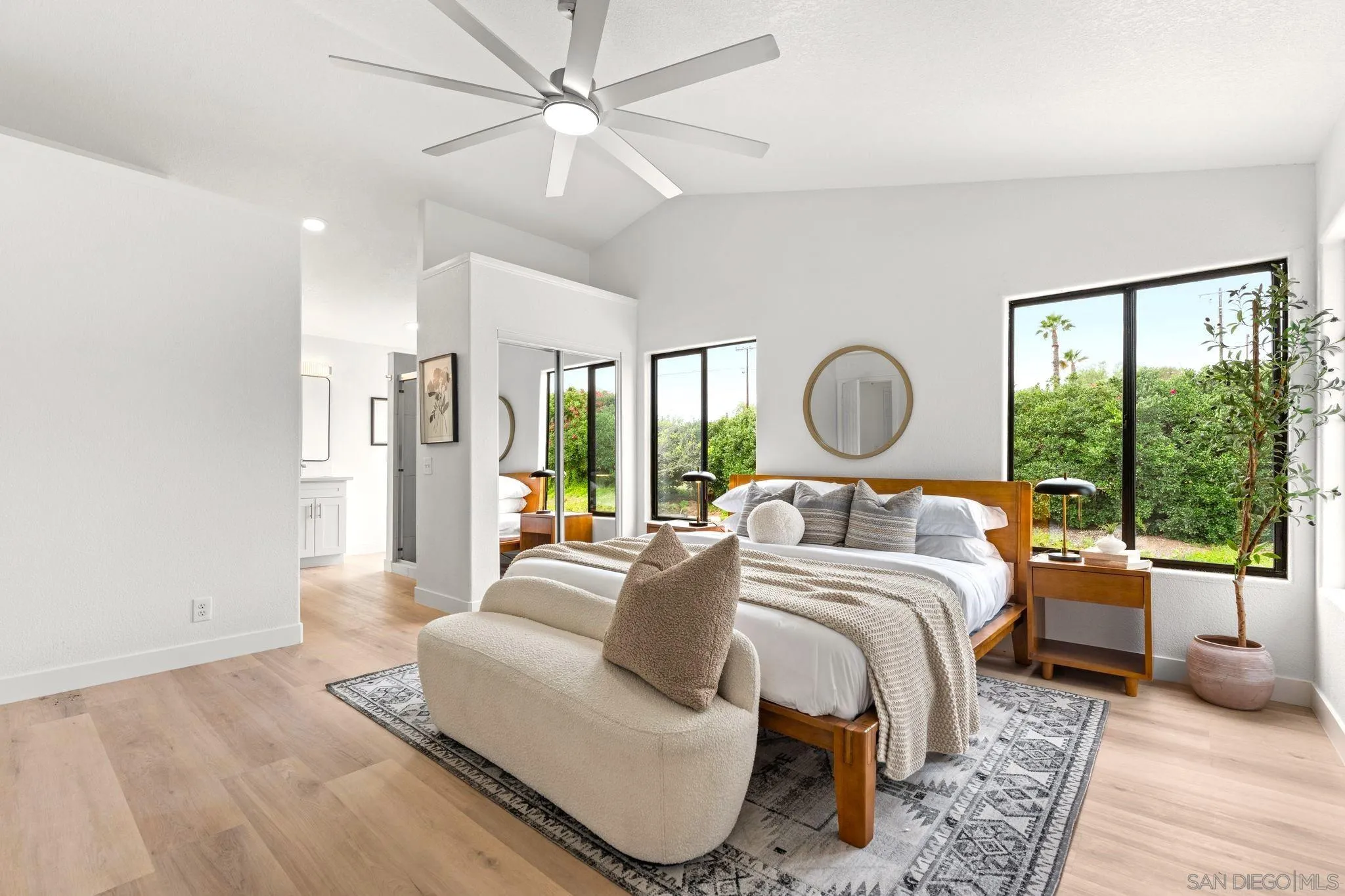 https://cdn.realtyfeed.com/cdn/127/260008046/9b643802cdfa1c7a24383befb6e10865.webp