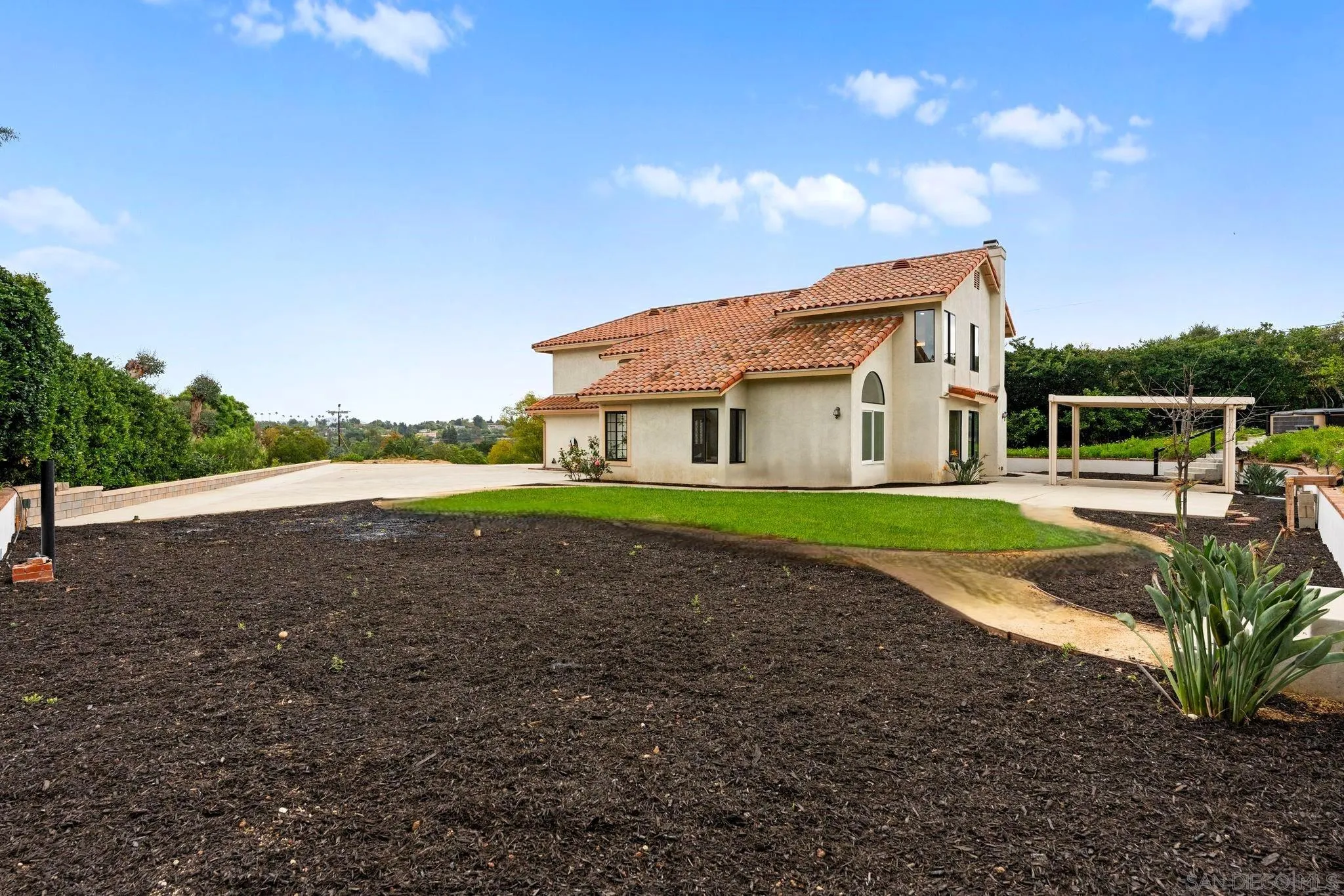 https://cdn.realtyfeed.com/cdn/127/260008046/ee6884704ded4688a6e3b54e070003d6.webp