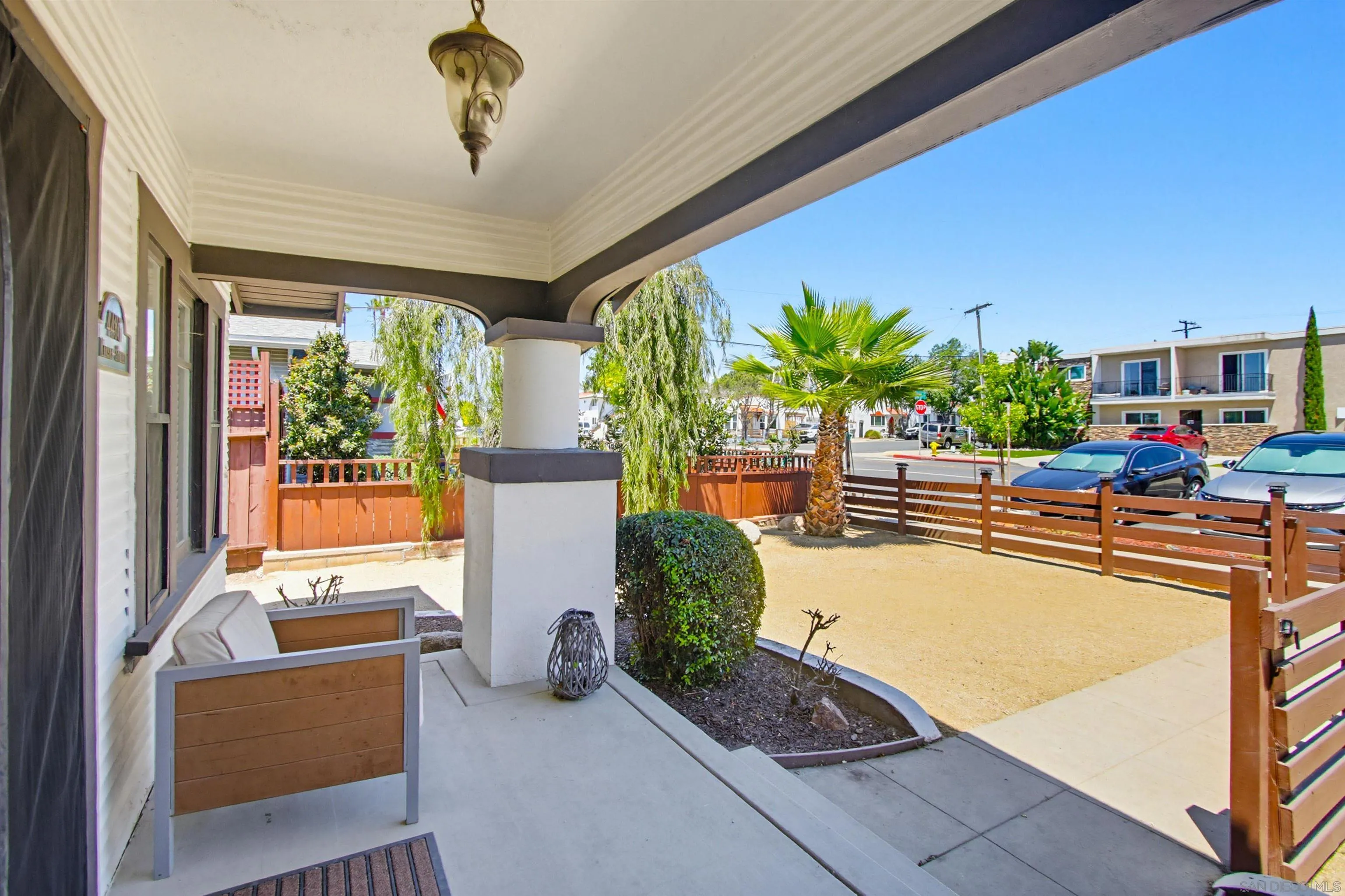 https://cdn.realtyfeed.com/cdn/127/260008049/e5d7374d5c35ebe6ea86fd07b3a14b23.webp