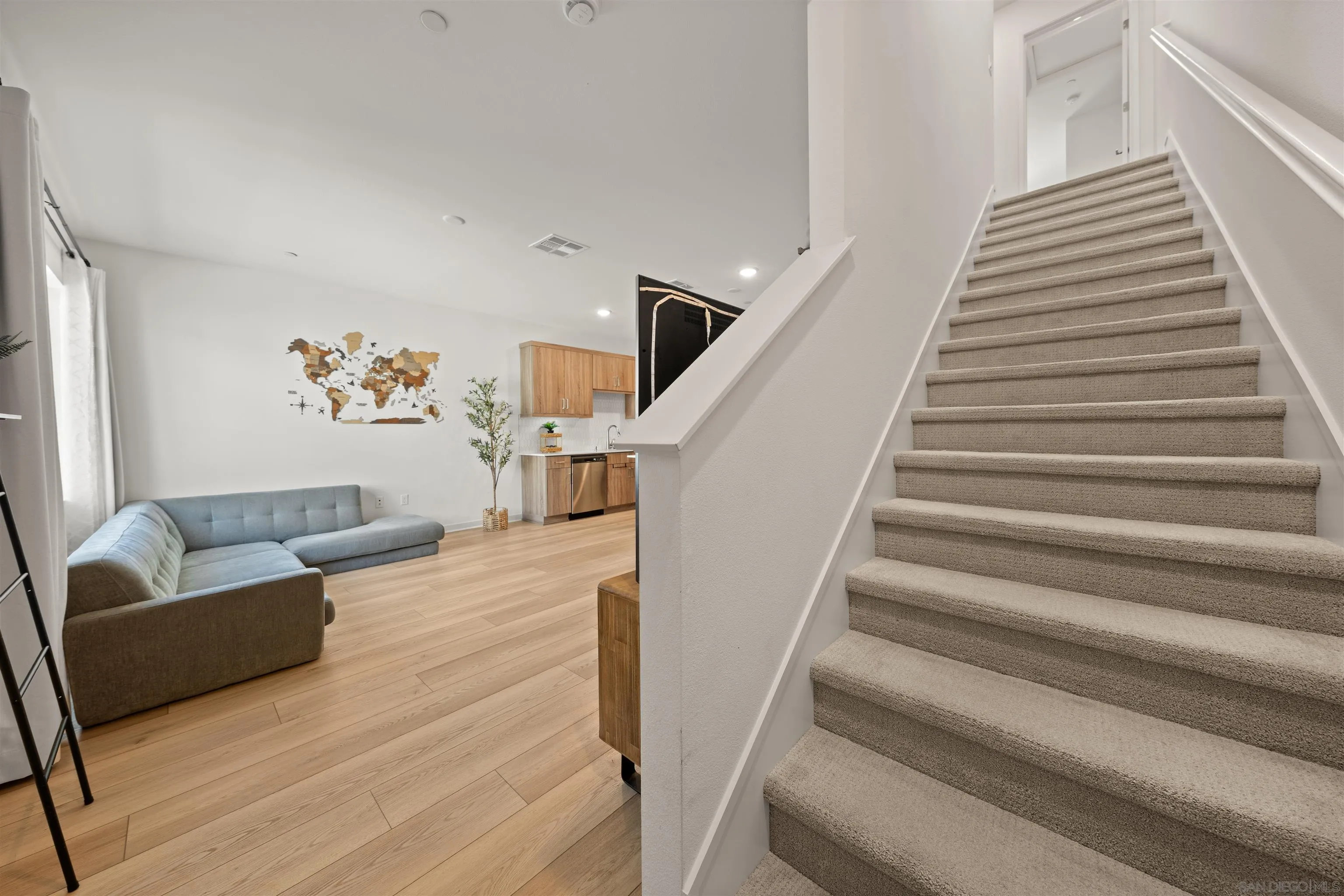 Photo #7: 260008055 Listing: Photo #7